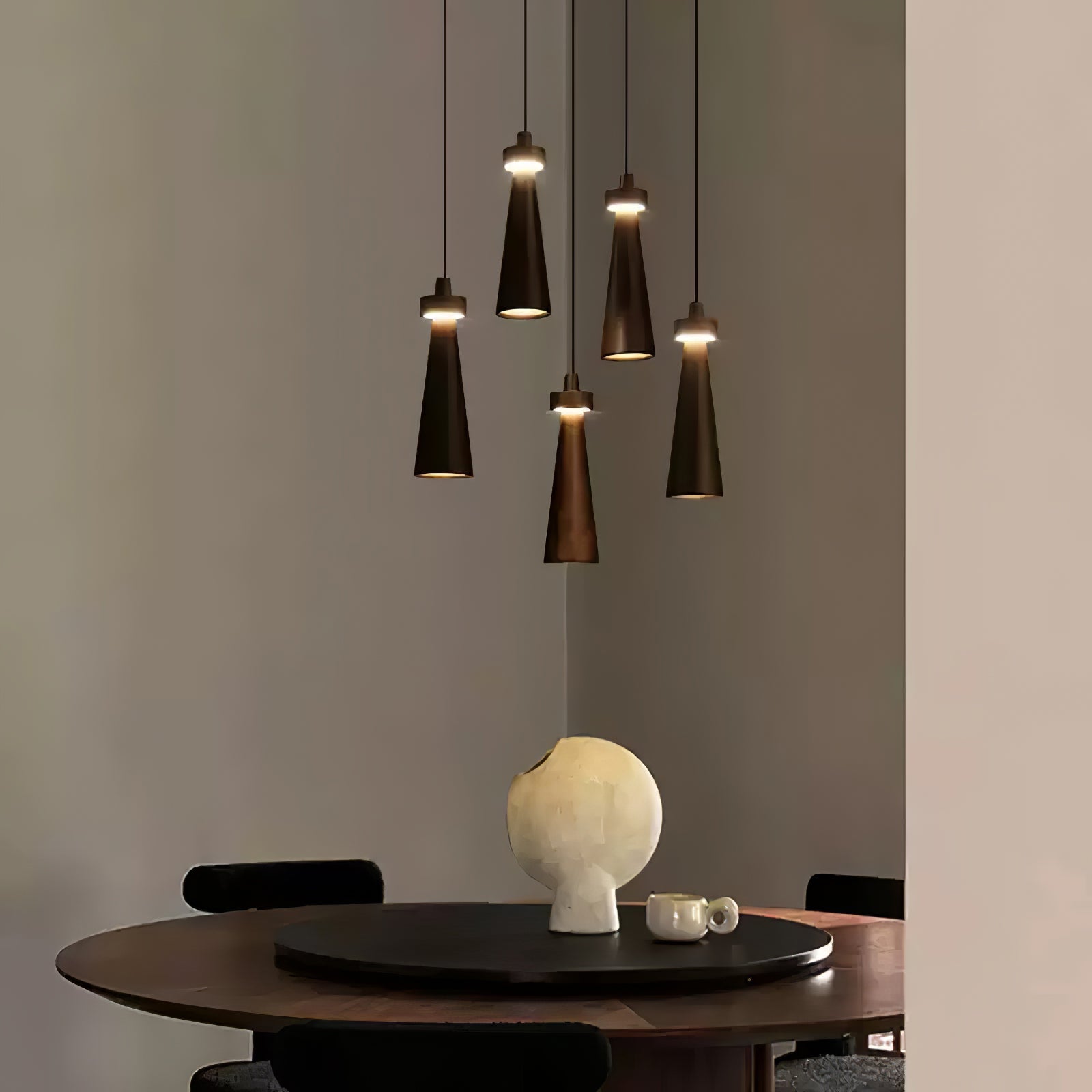 Loma Pendant Light - Blowlighting