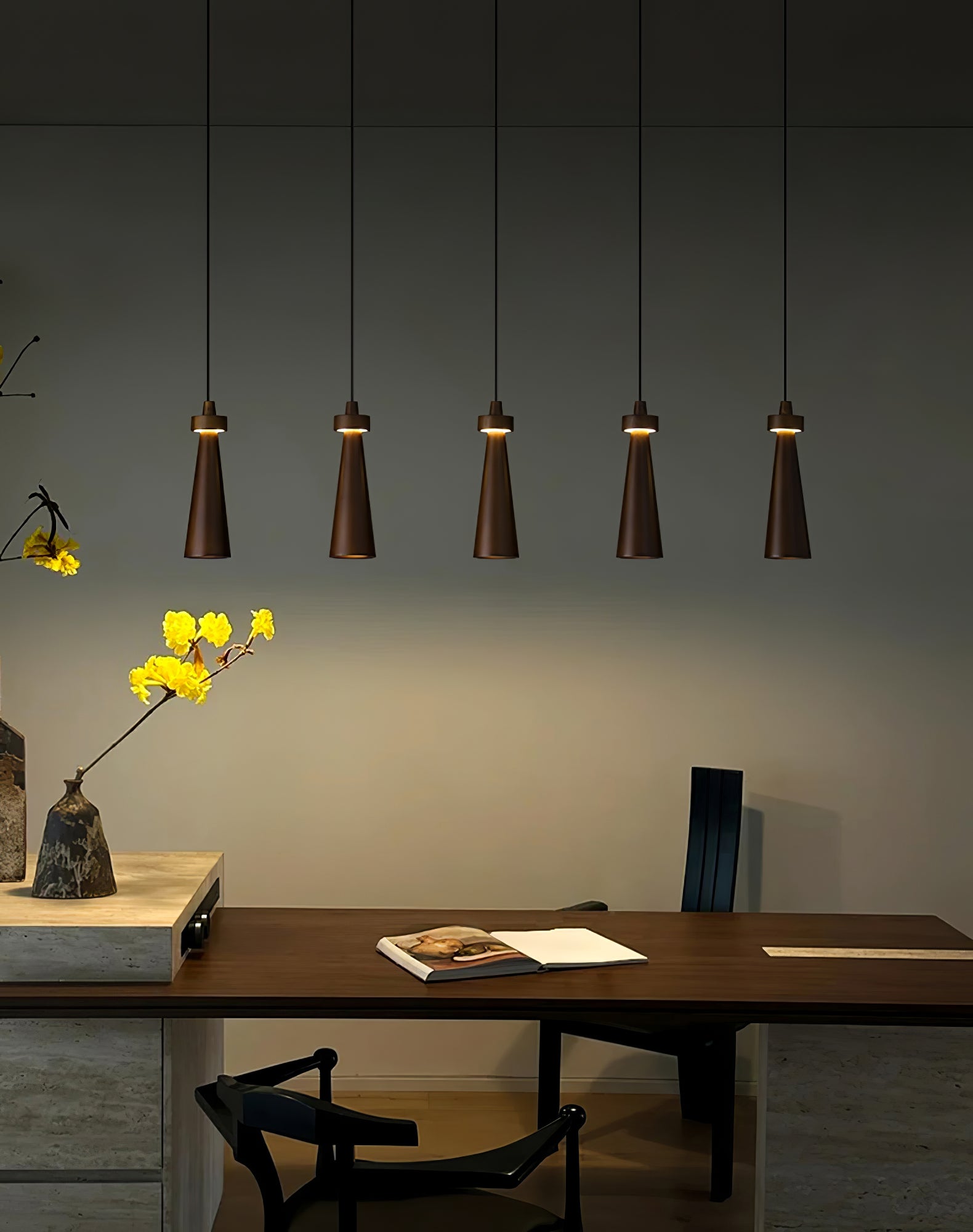 Loma Pendant Light - Blowlighting
