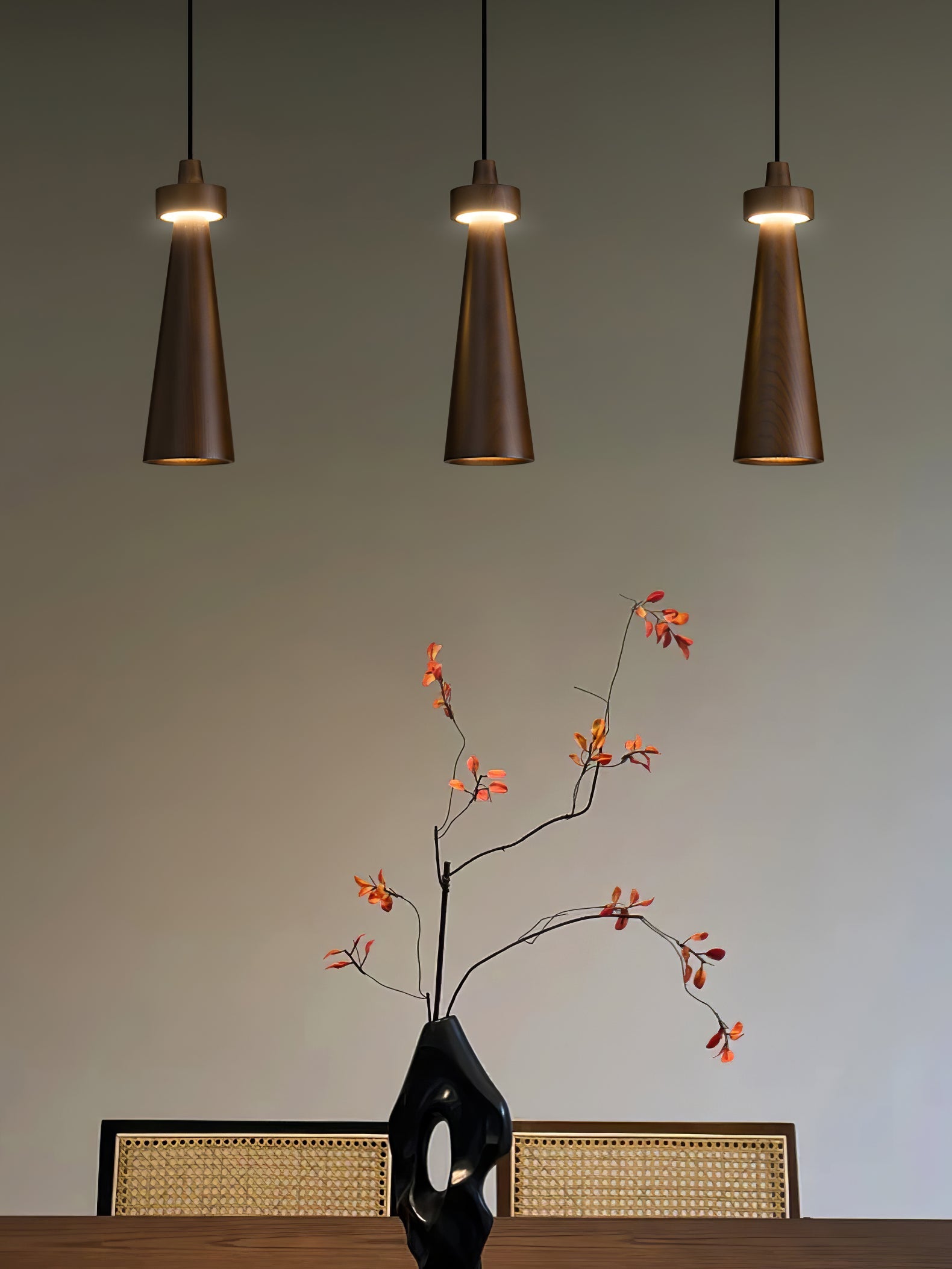 Loma Pendant Light - Blowlighting