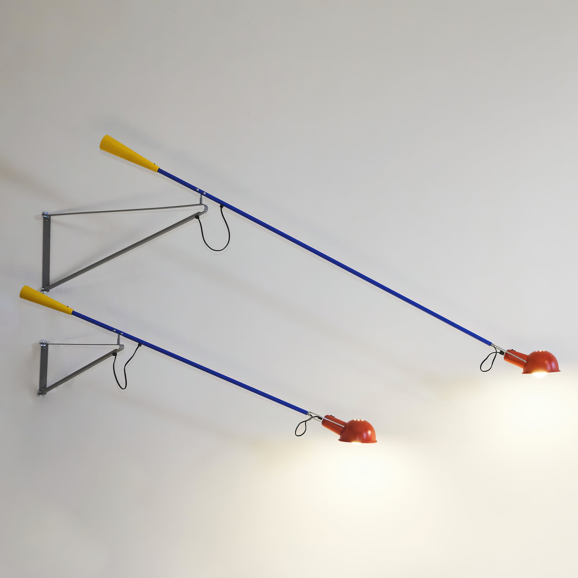Long Arm Wall Lamp - Blowlighting