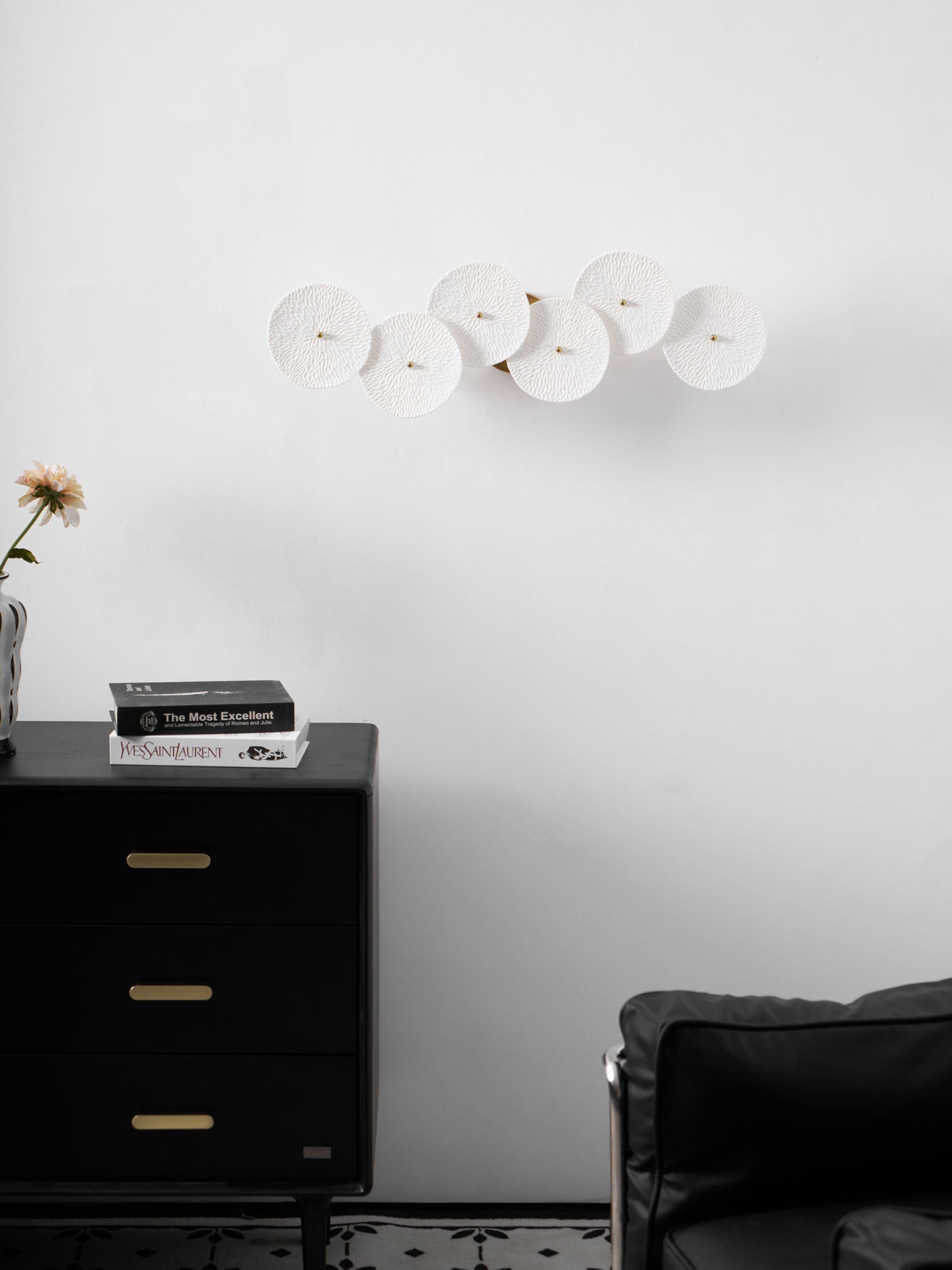 Lotus Petal Wall Lamp - Blowlighting