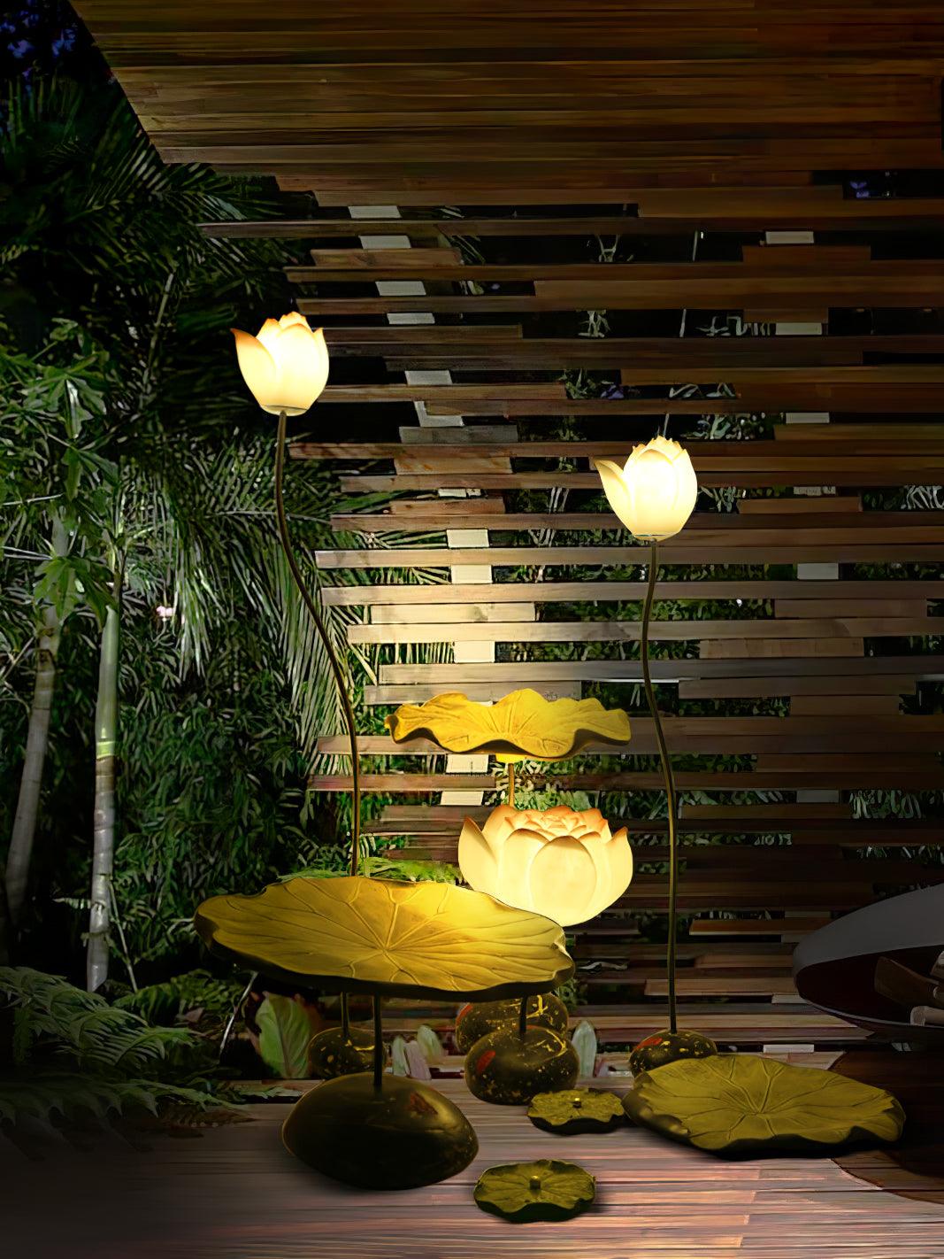 Lotus Floor Lamp - Blowlighting