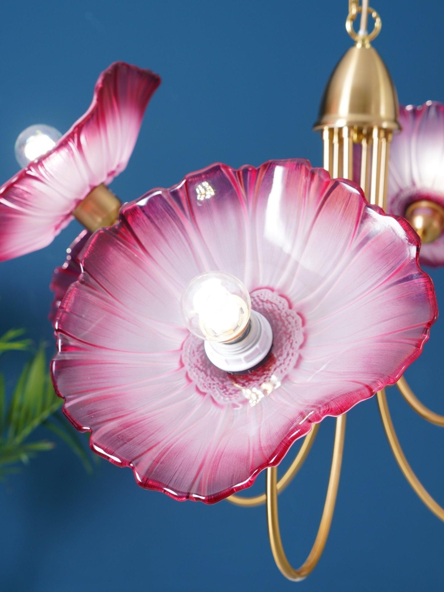 Lotus Leaf Glass Chandelier - Blowlighting