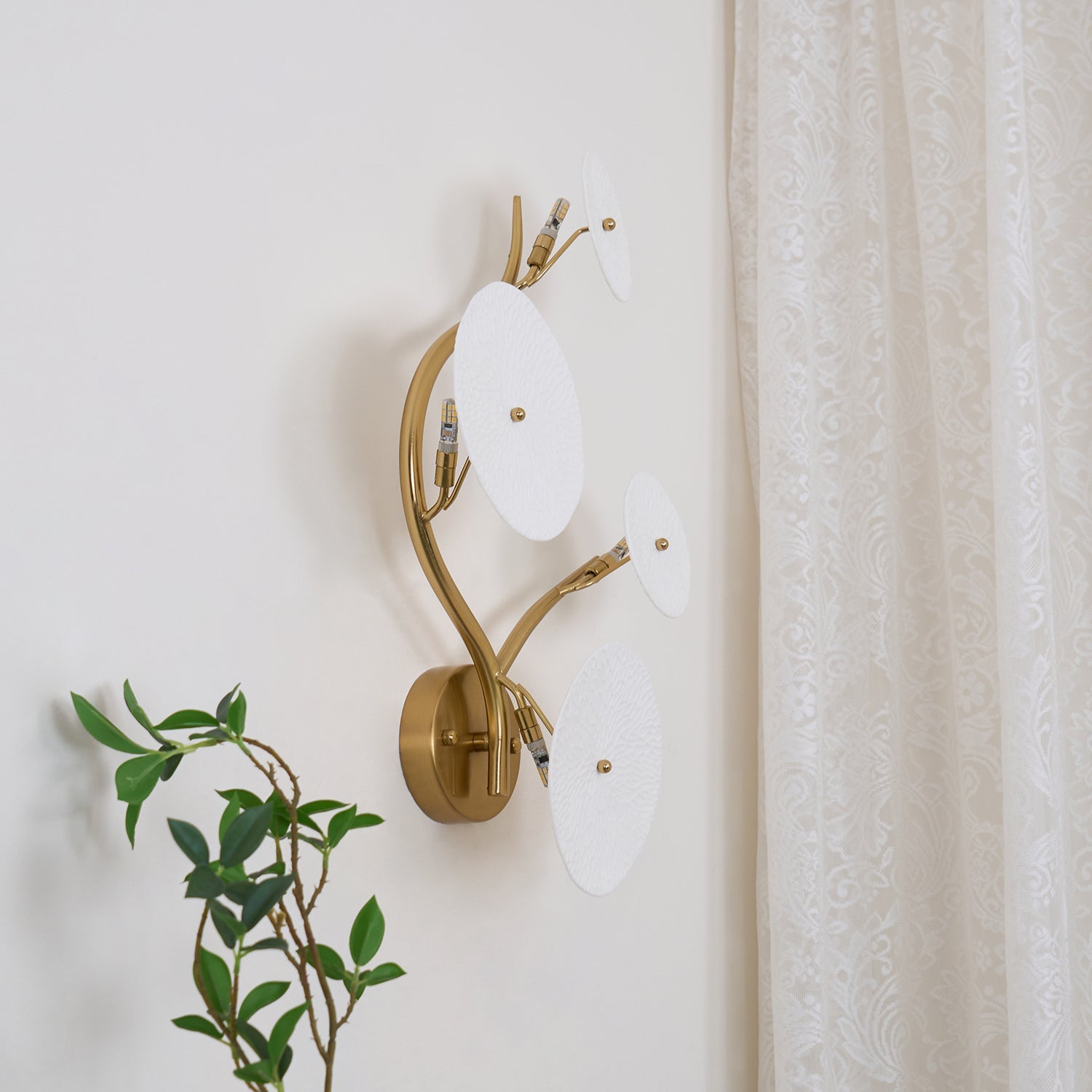 Lotus Petal Wall Lamp - Blowlighting