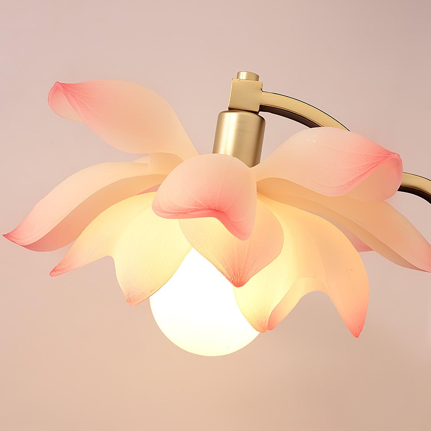Lotus Table Lamp - Blowlighting