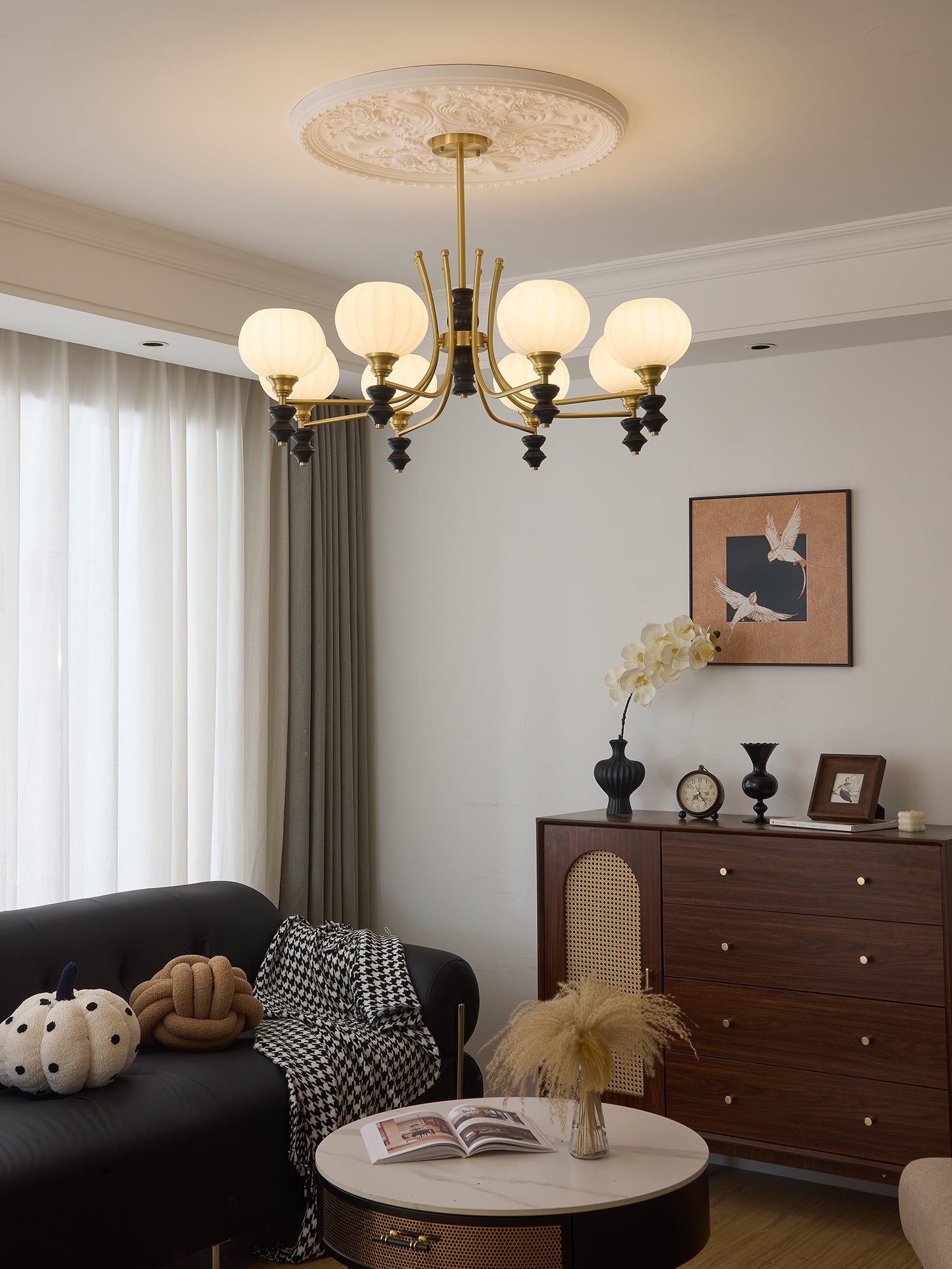 Lucerna Royale Chandelier - Blowlighting