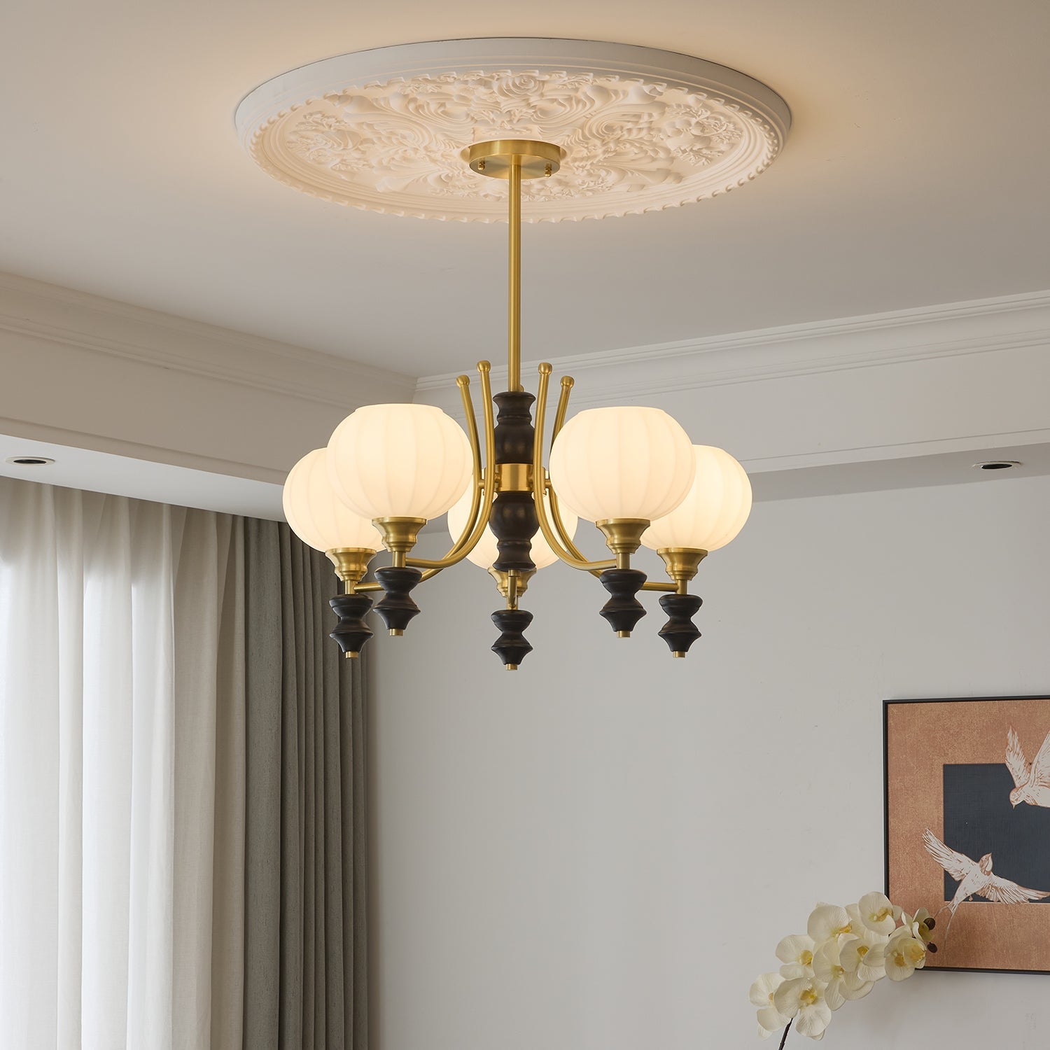 Lucerna Royale Chandelier - Blowlighting
