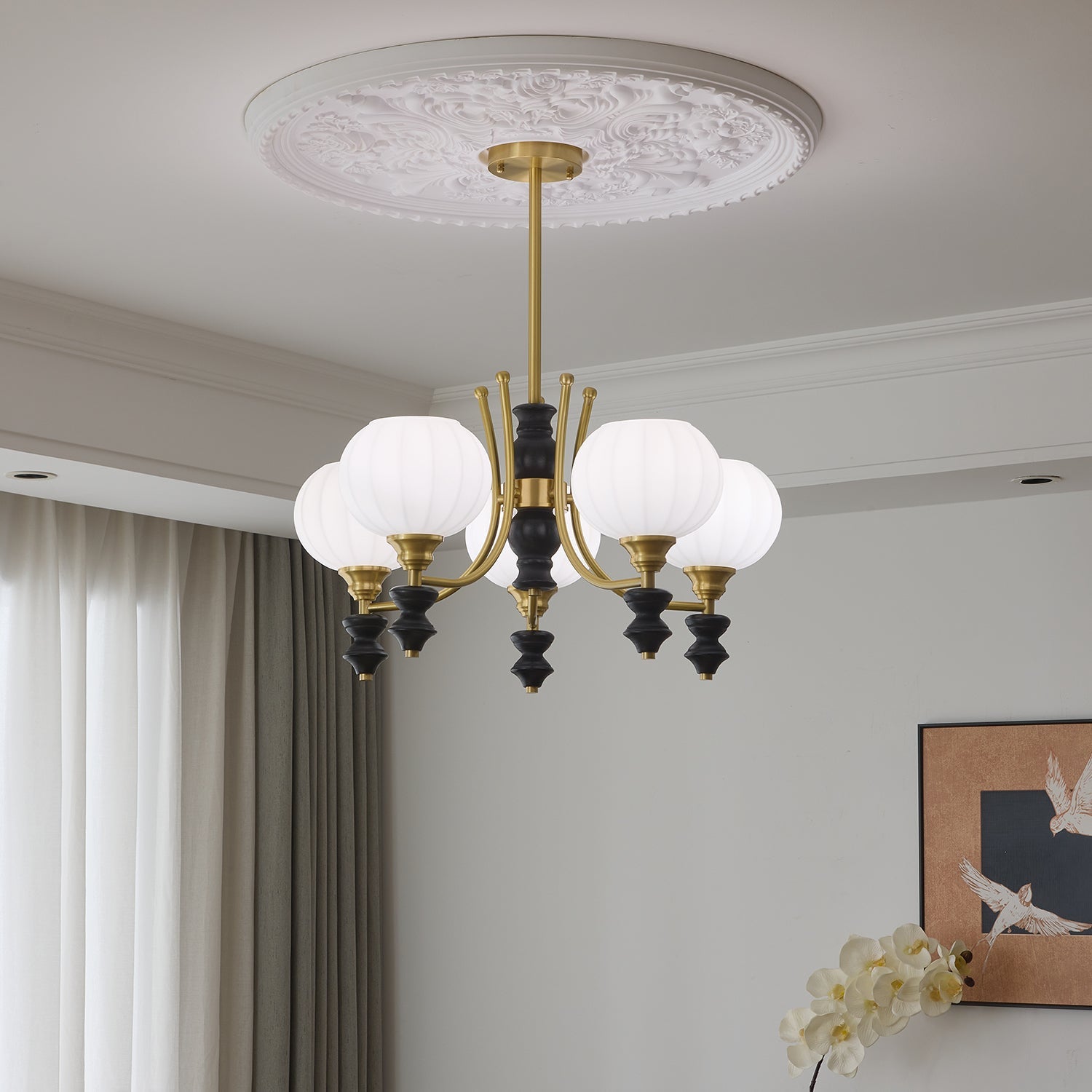 Lucerna Royale Chandelier - Blowlighting