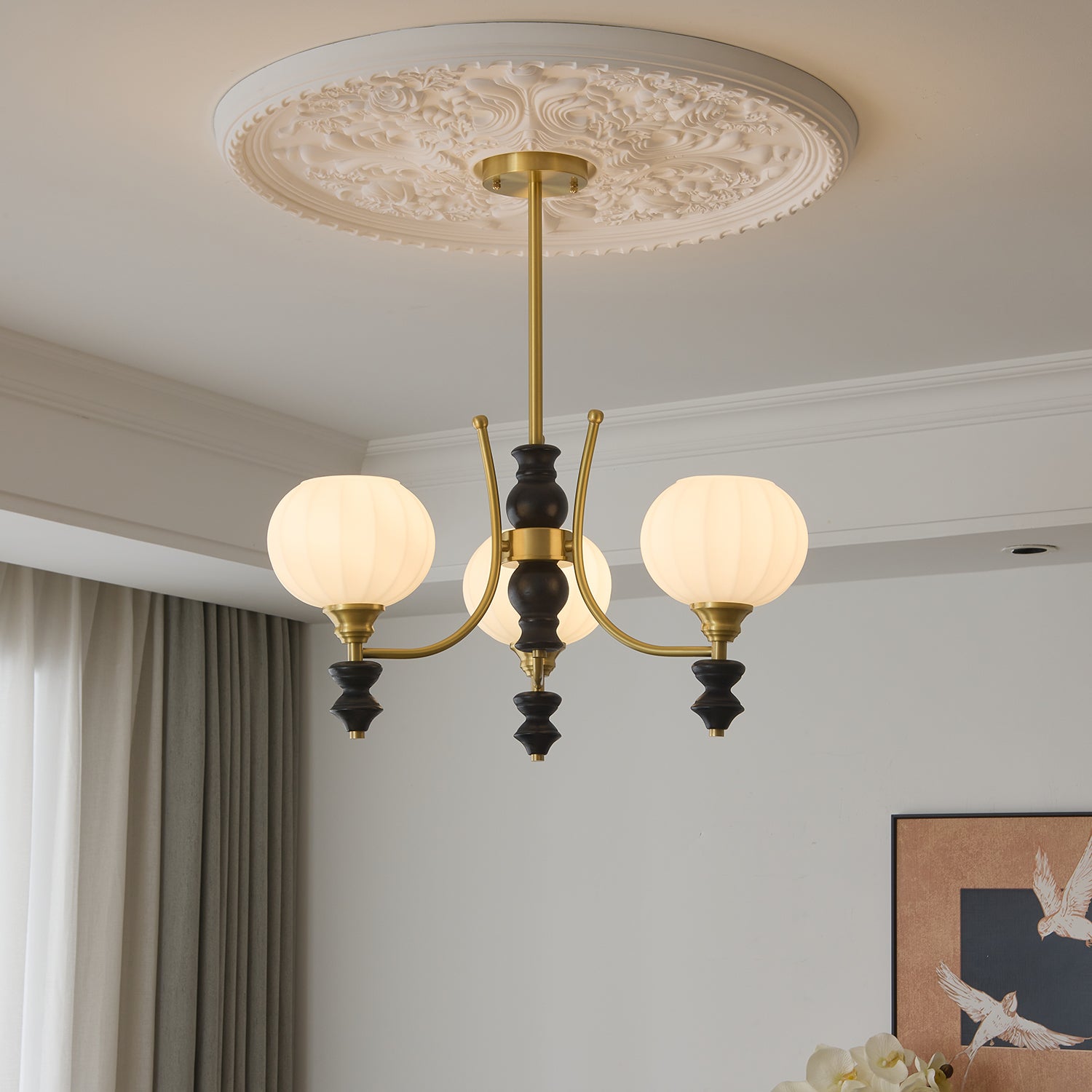 Lucerna Royale Chandelier - Blowlighting