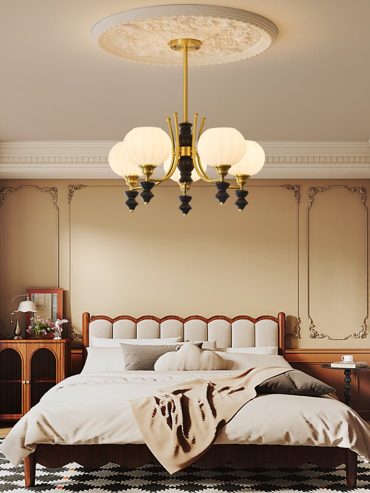 Lucerna Royale Chandelier - Blowlighting