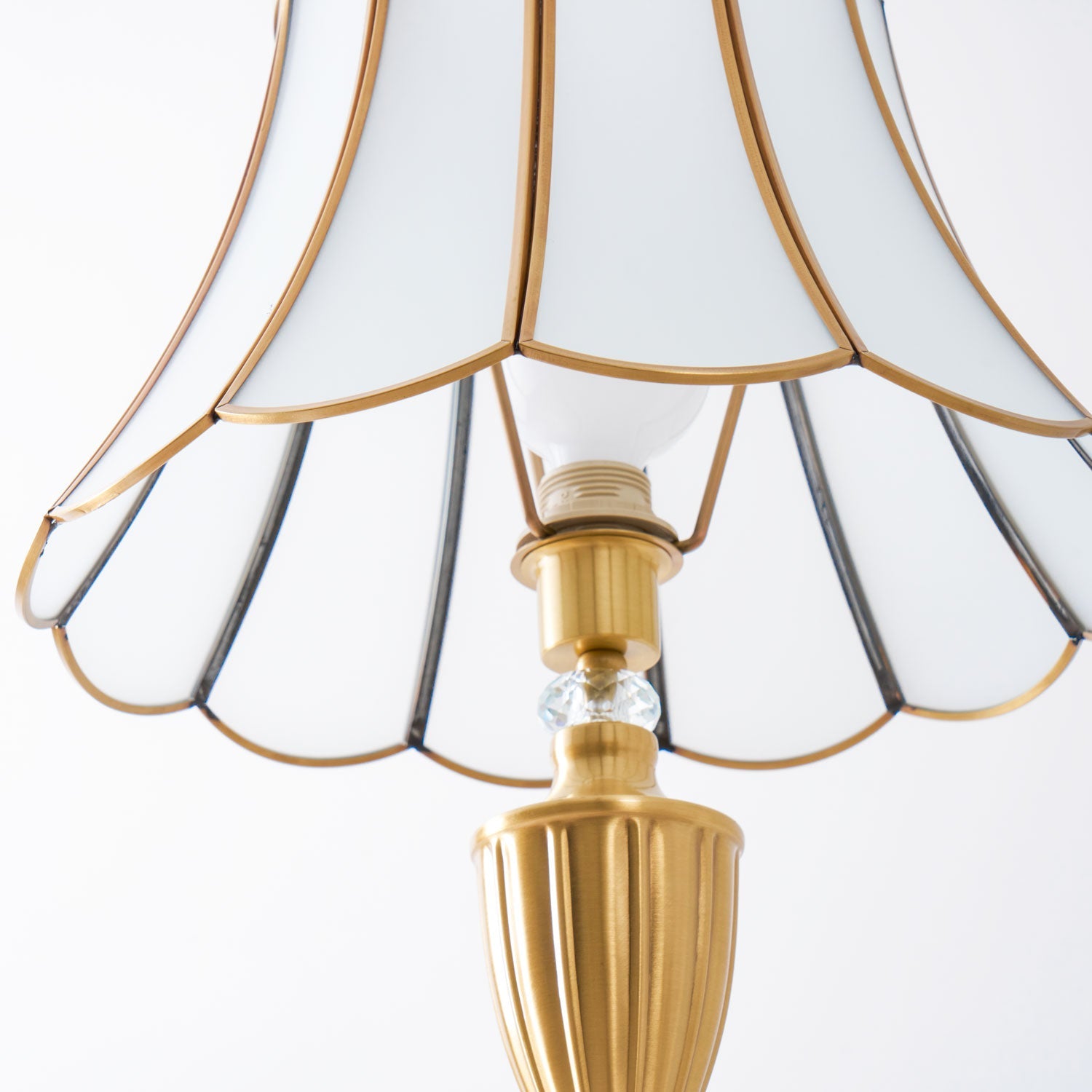 Lucia Floor Lamp - Blowlighting