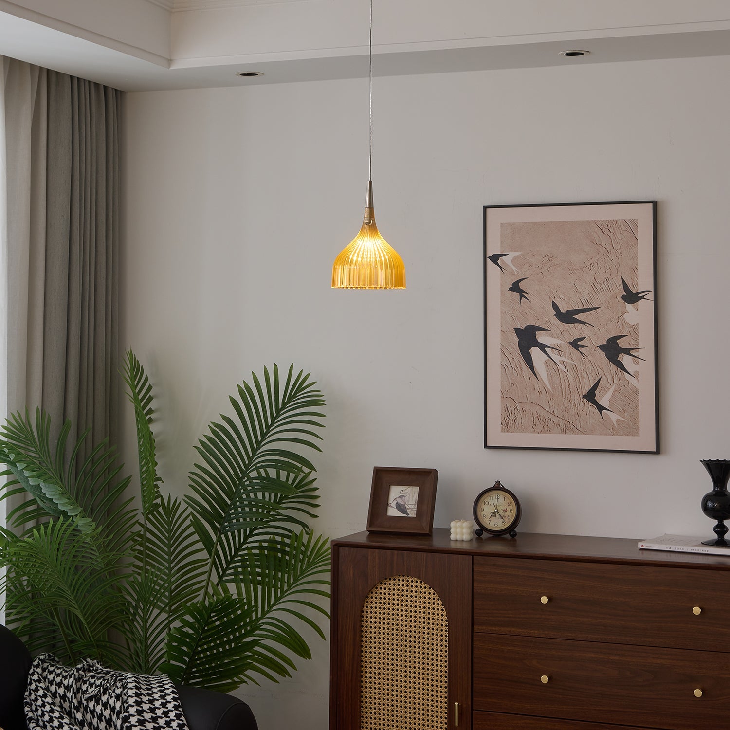 Lucina Pendant Lamp - Blowlighting