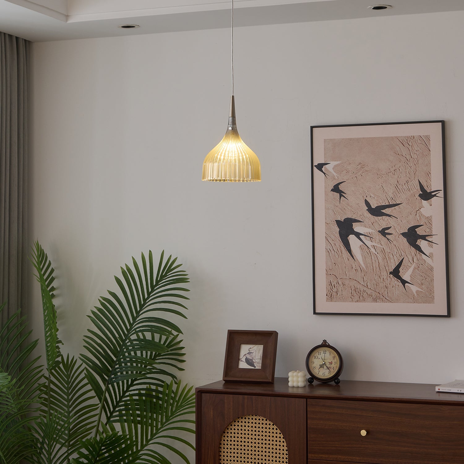 Lucina Pendant Lamp - Blowlighting