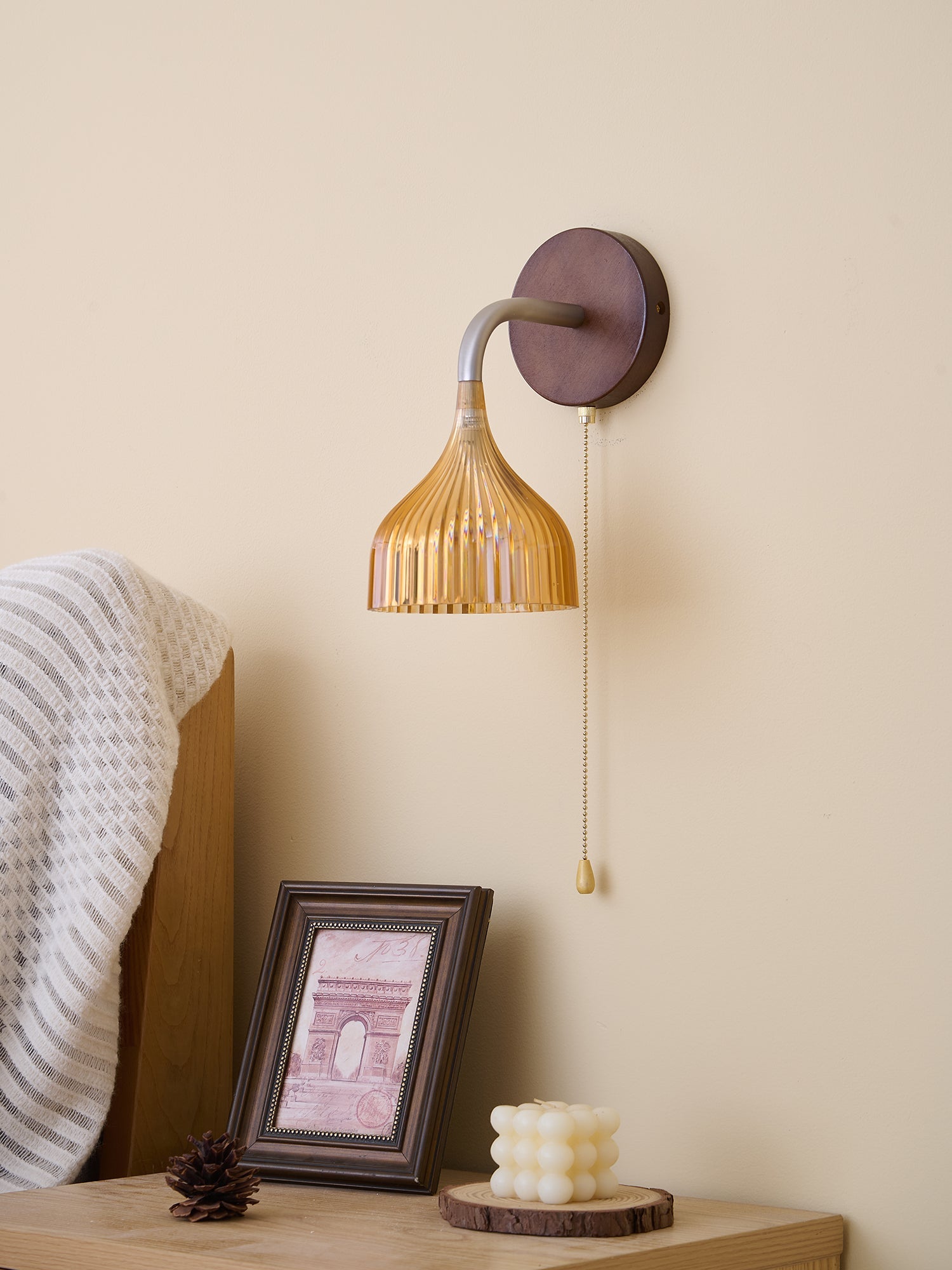 Lucina Wall Lamp - Blowlighting