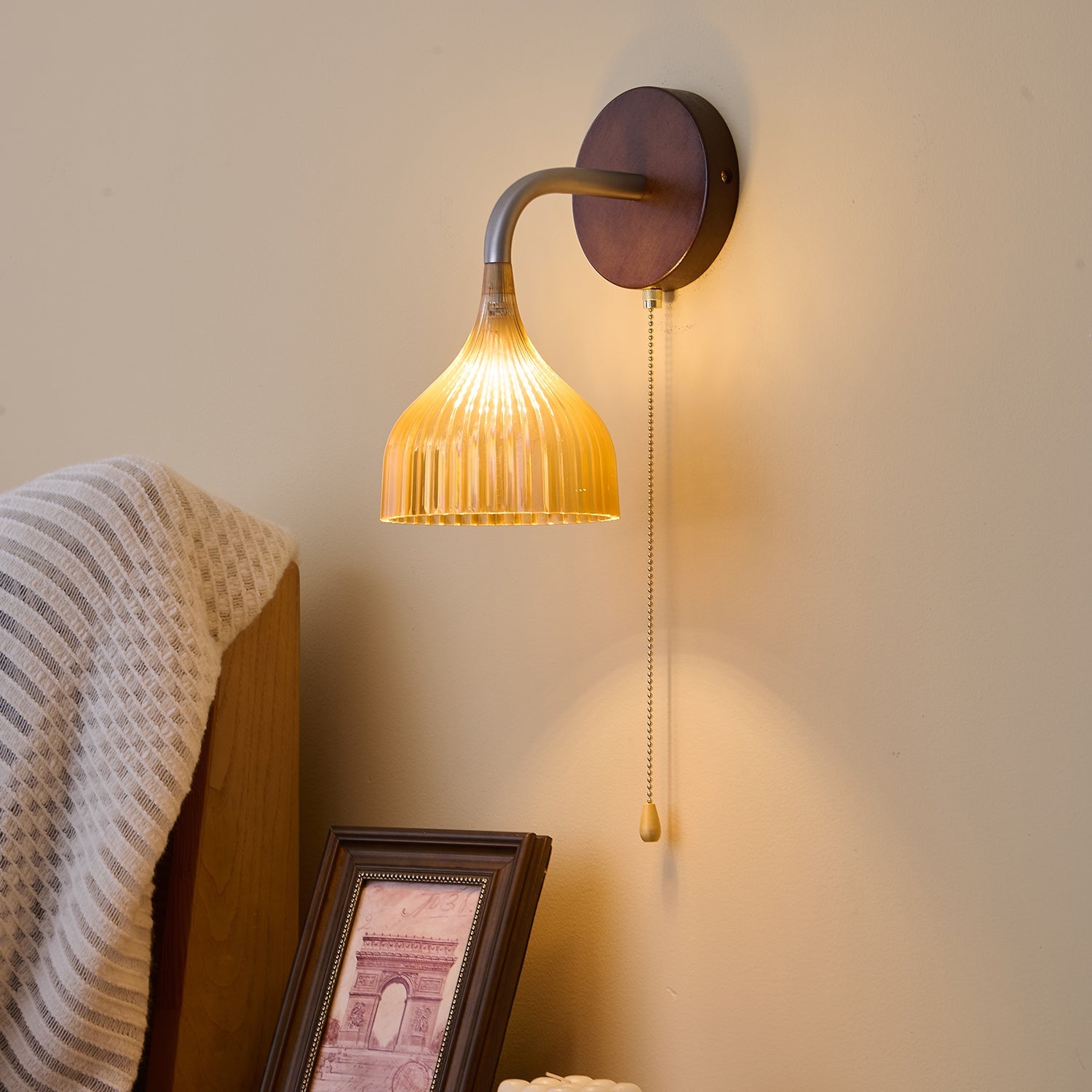 Lucina Wall Lamp - Blowlighting