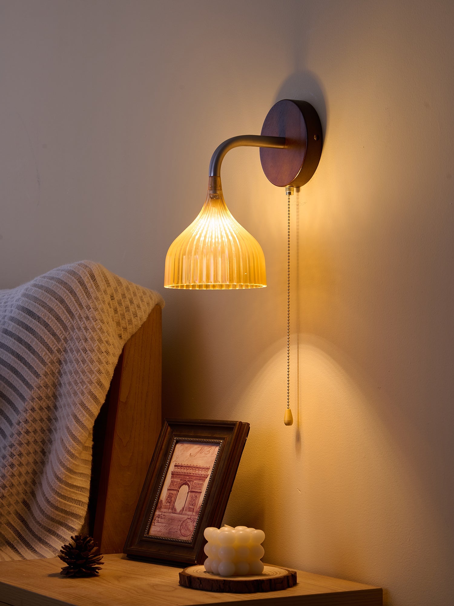 Lucina Wall Lamp - Blowlighting