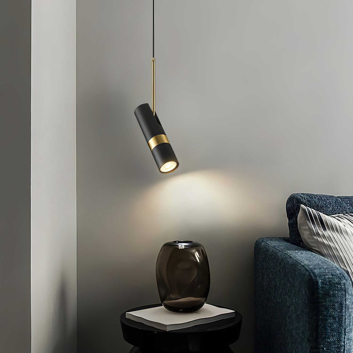 Lukas Pendant Light - Blowlighting