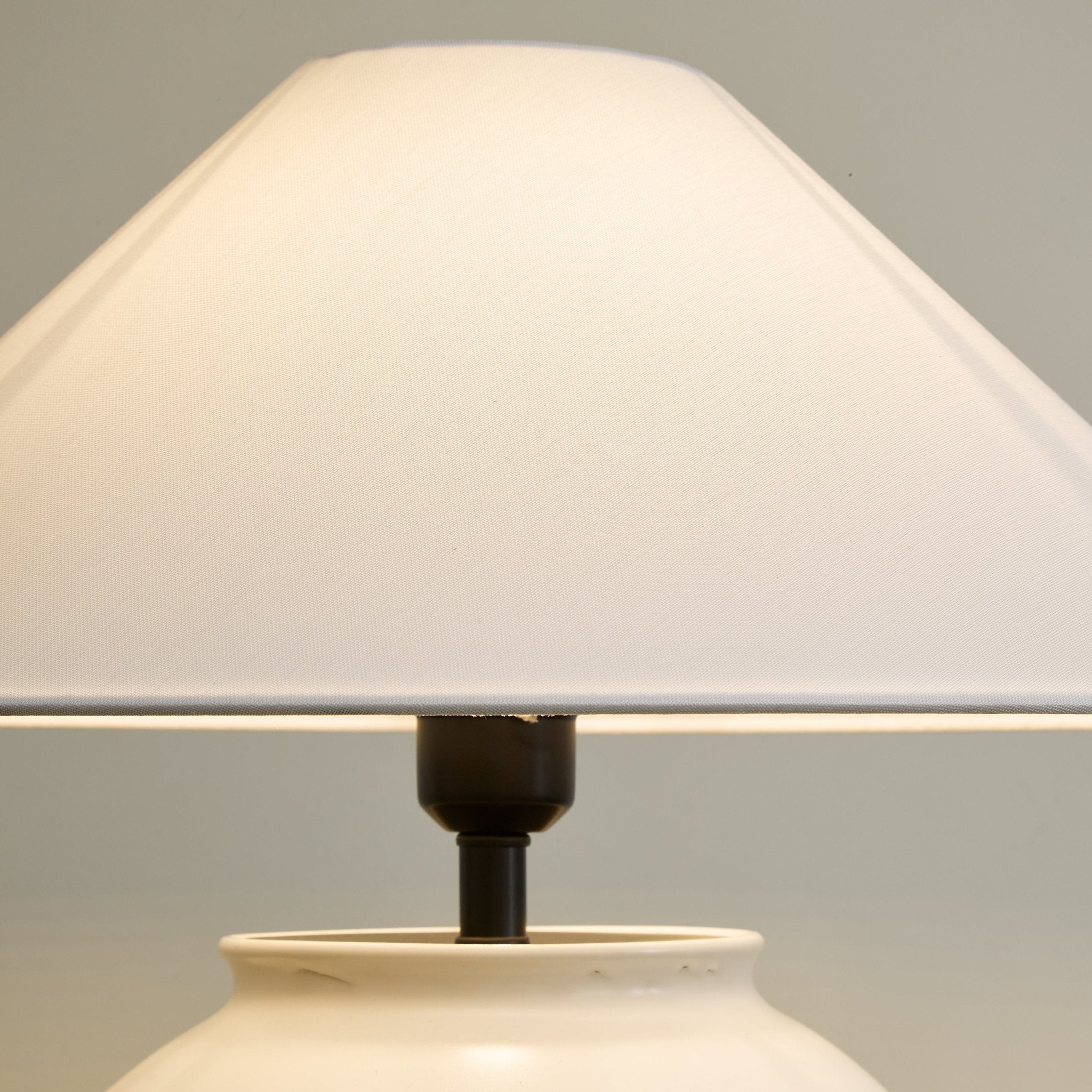 Luma Ceramic Table Lamp - Blowlighting