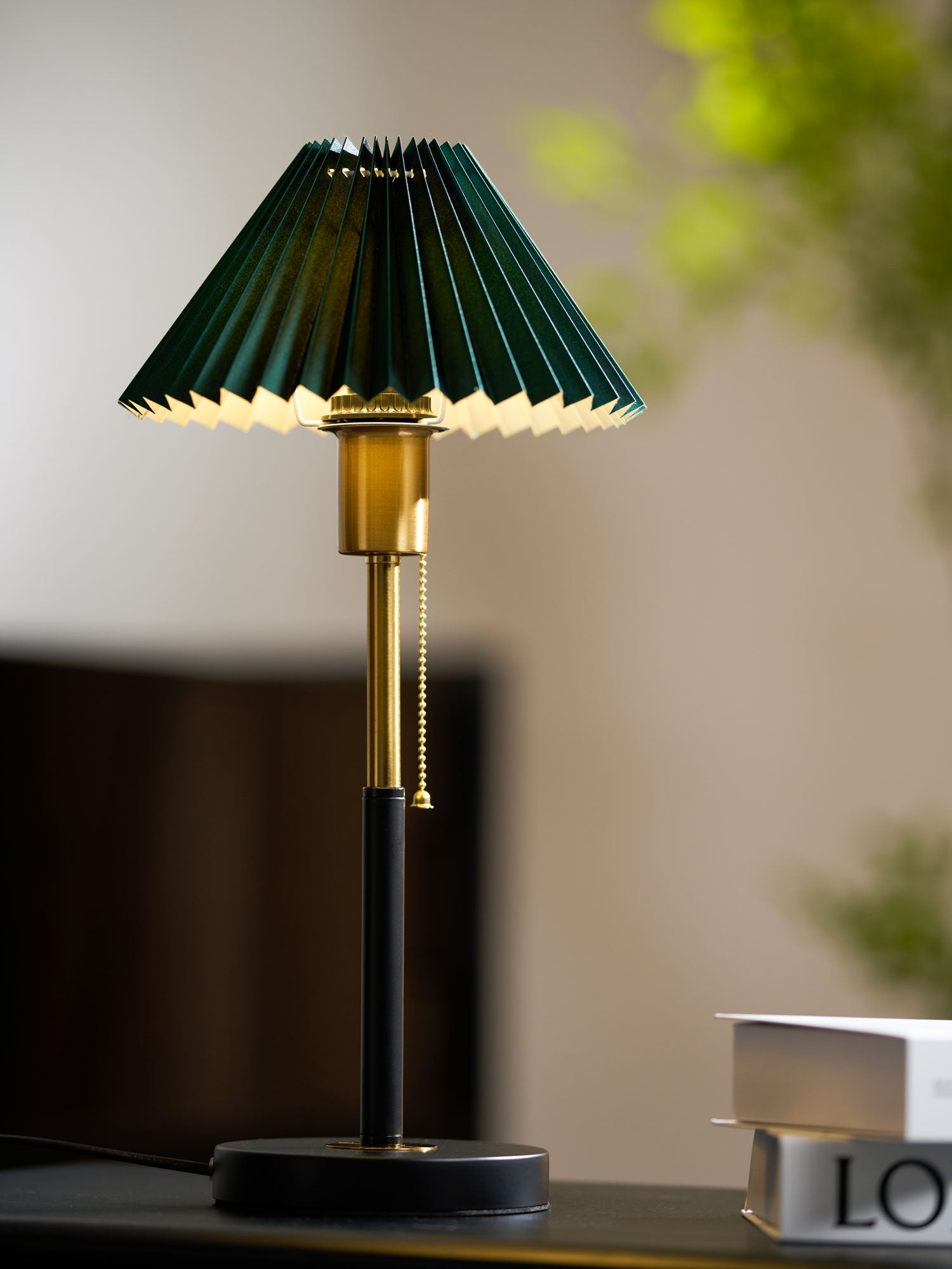 Lumi Pleated Table Lamp - Blowlighting