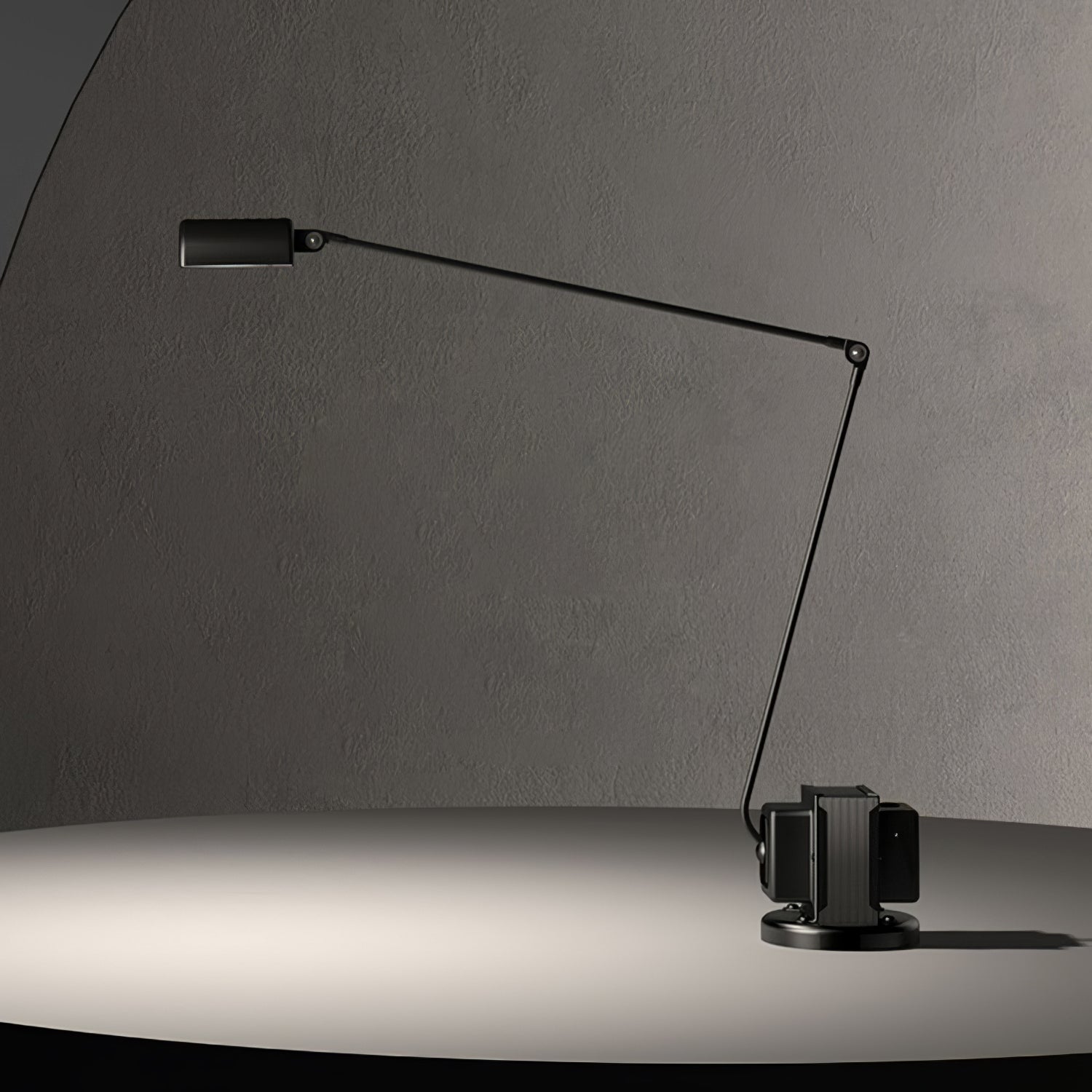 Dynamo Table Lamp - Blowlighting