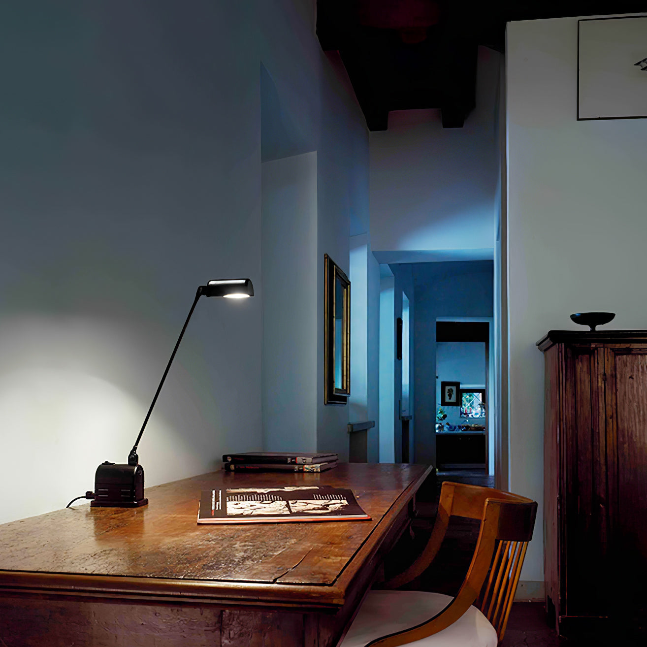 Dynamo Table Lamp - Blowlighting