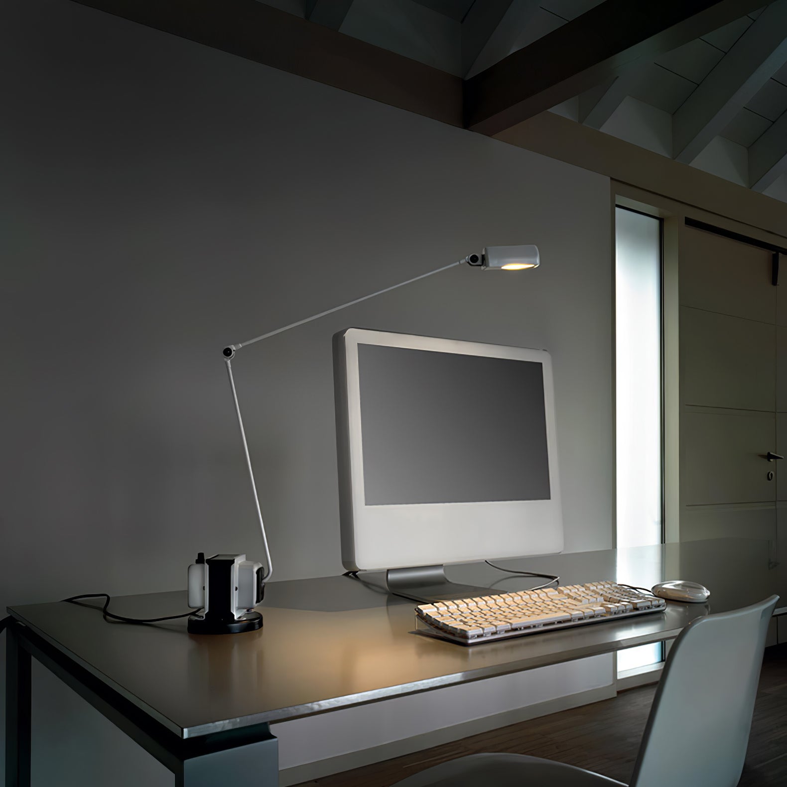 Dynamo Table Lamp - Blowlighting