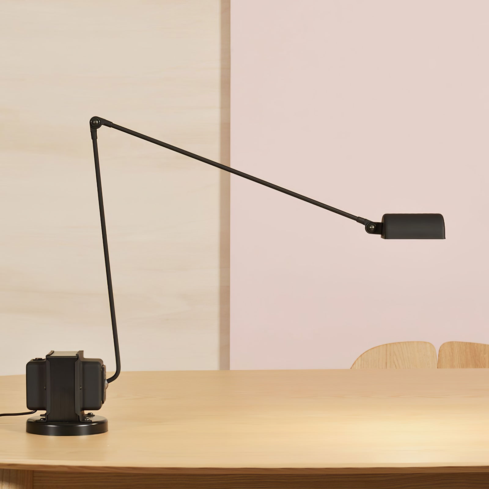 Dynamo Table Lamp - Blowlighting