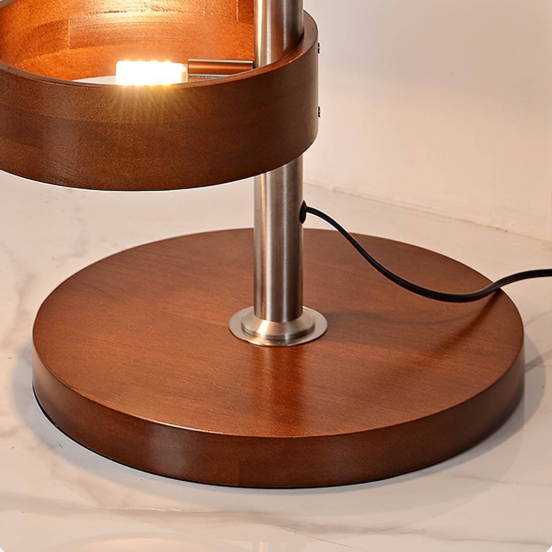 Luminis Wooden Floor Lamp - Blowlighting