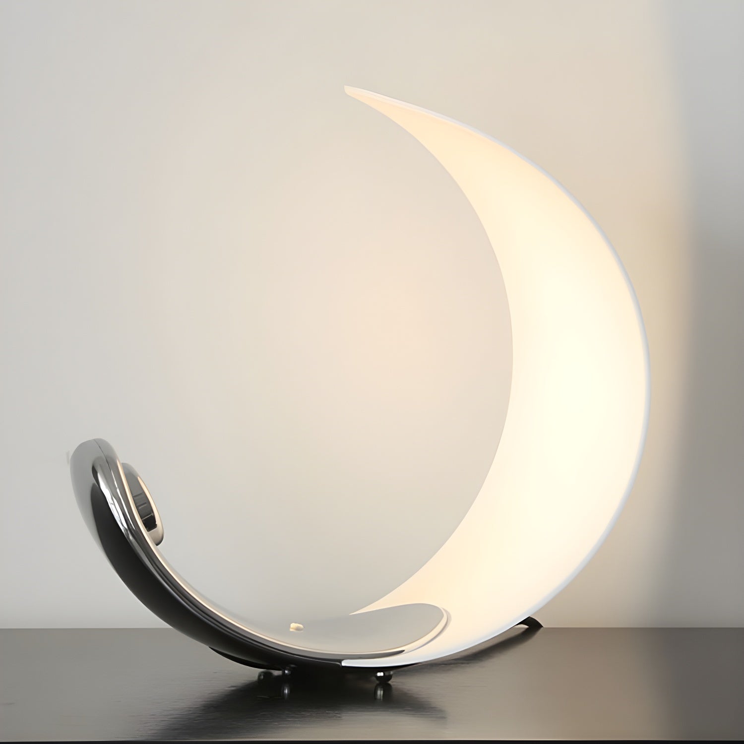 Luna Flow Table Lamp - Blowlighting