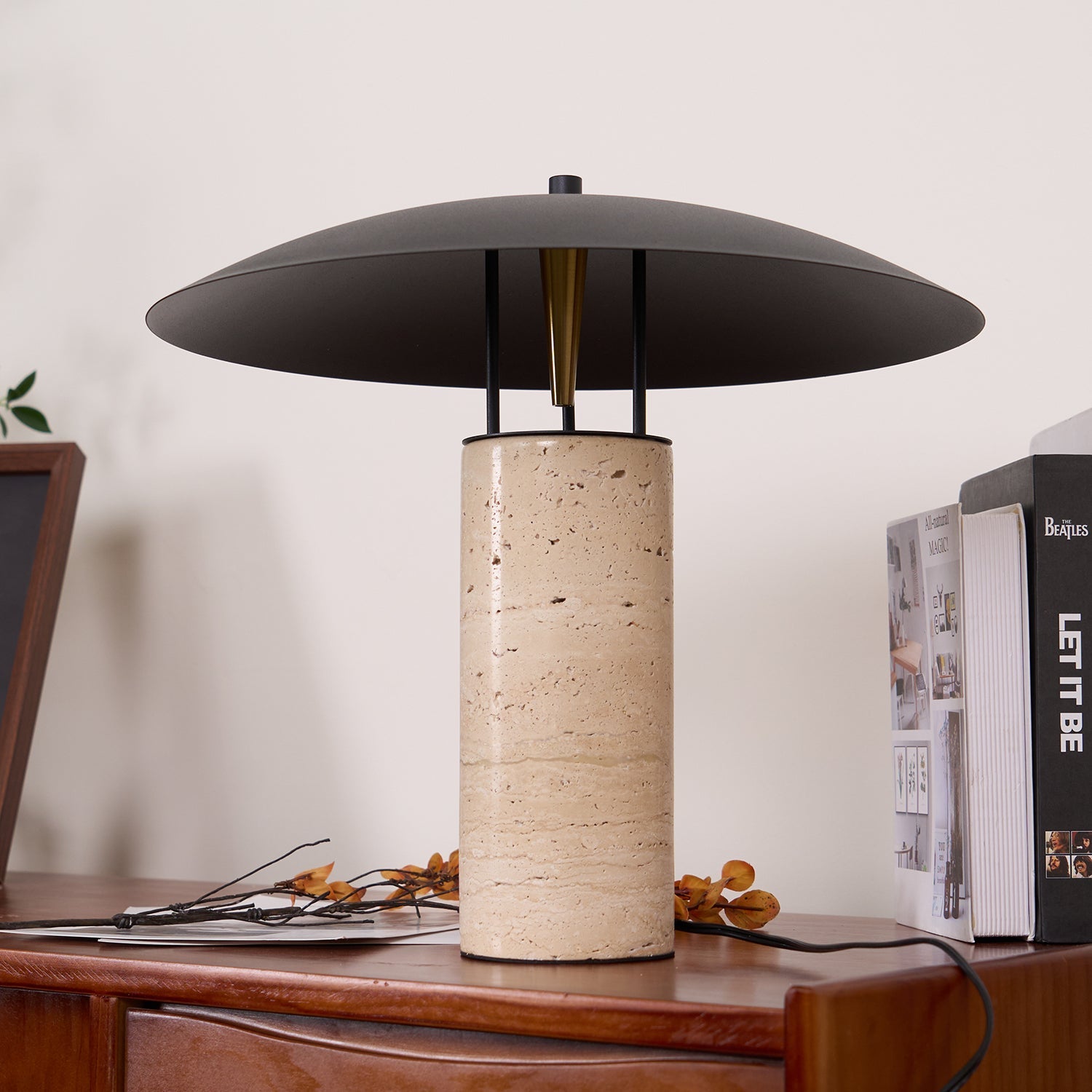 Eltheiel Disc-Pillar Travertine Table Lamp - Blowlighting