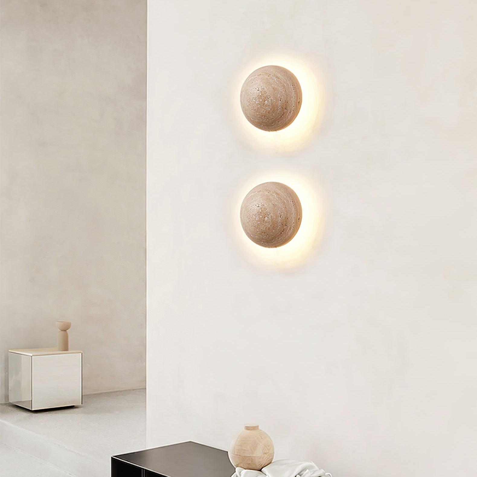 Nyvarion Minimalist Travertine Wall Light - Blowlighting