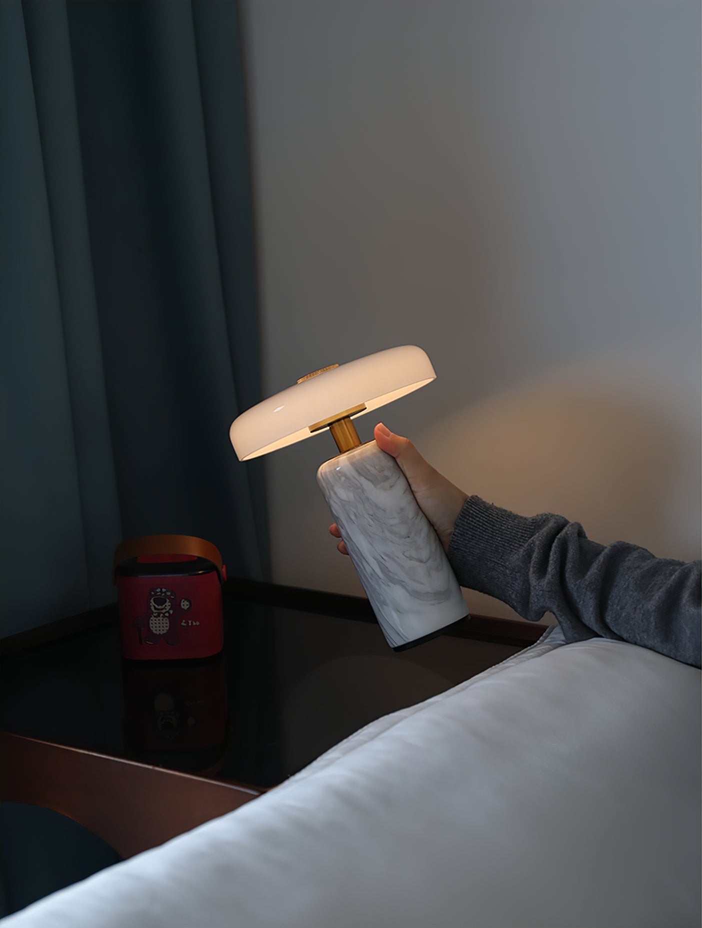 Lunara Marble Table Lamp - Blowlighting