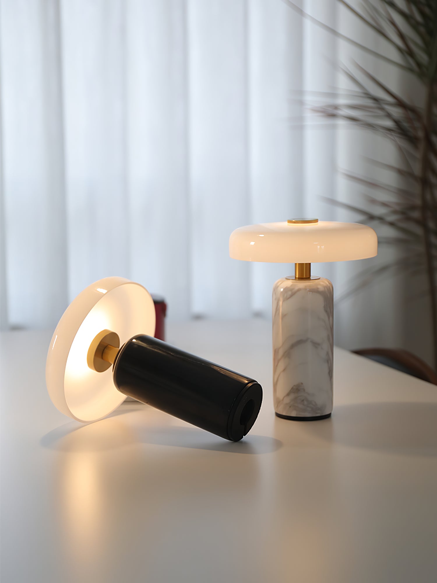 Lunara Marble Table Lamp - Blowlighting