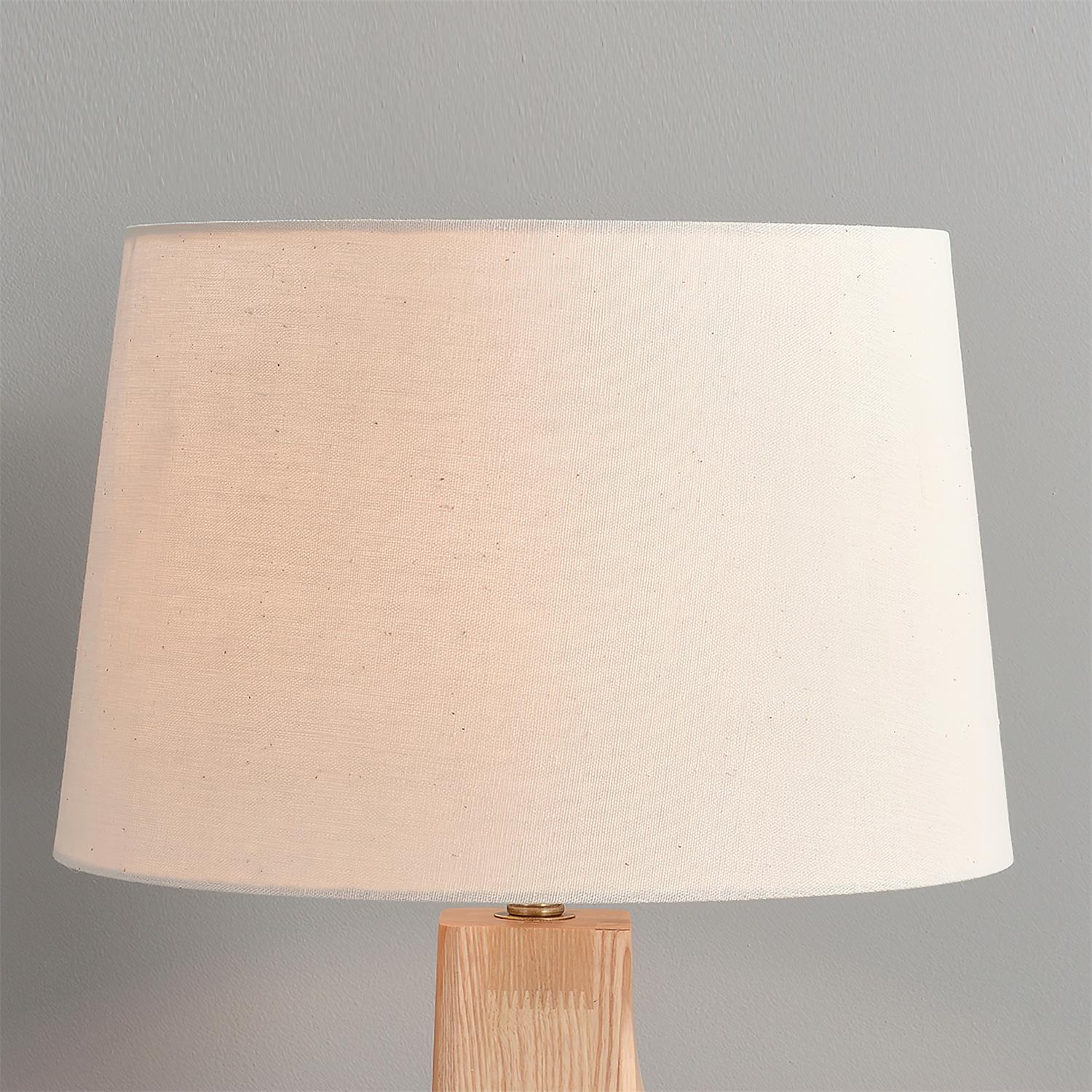 Quietus Minimalist Wood Table Lamp