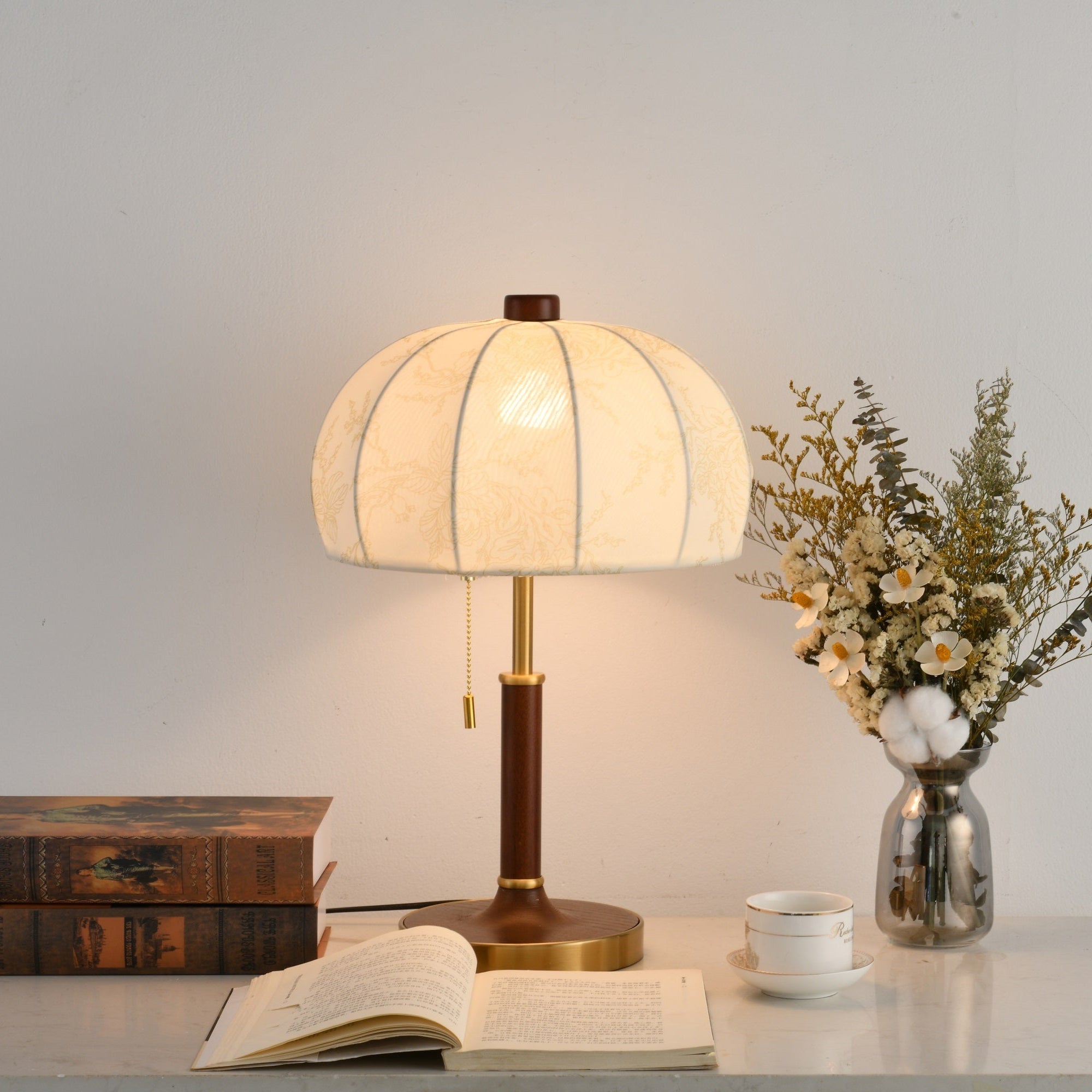 Hazel Vintage Metal Table Lamp - Blowlighting