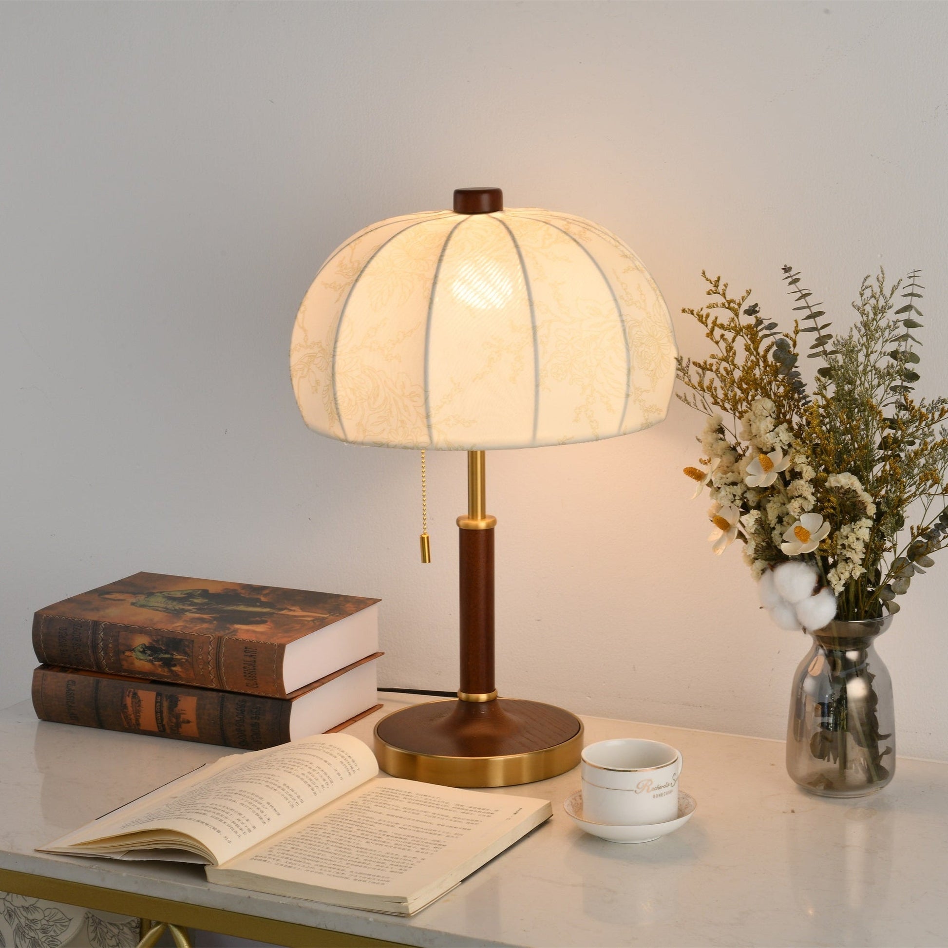 Hazel Vintage Metal Table Lamp - Blowlighting