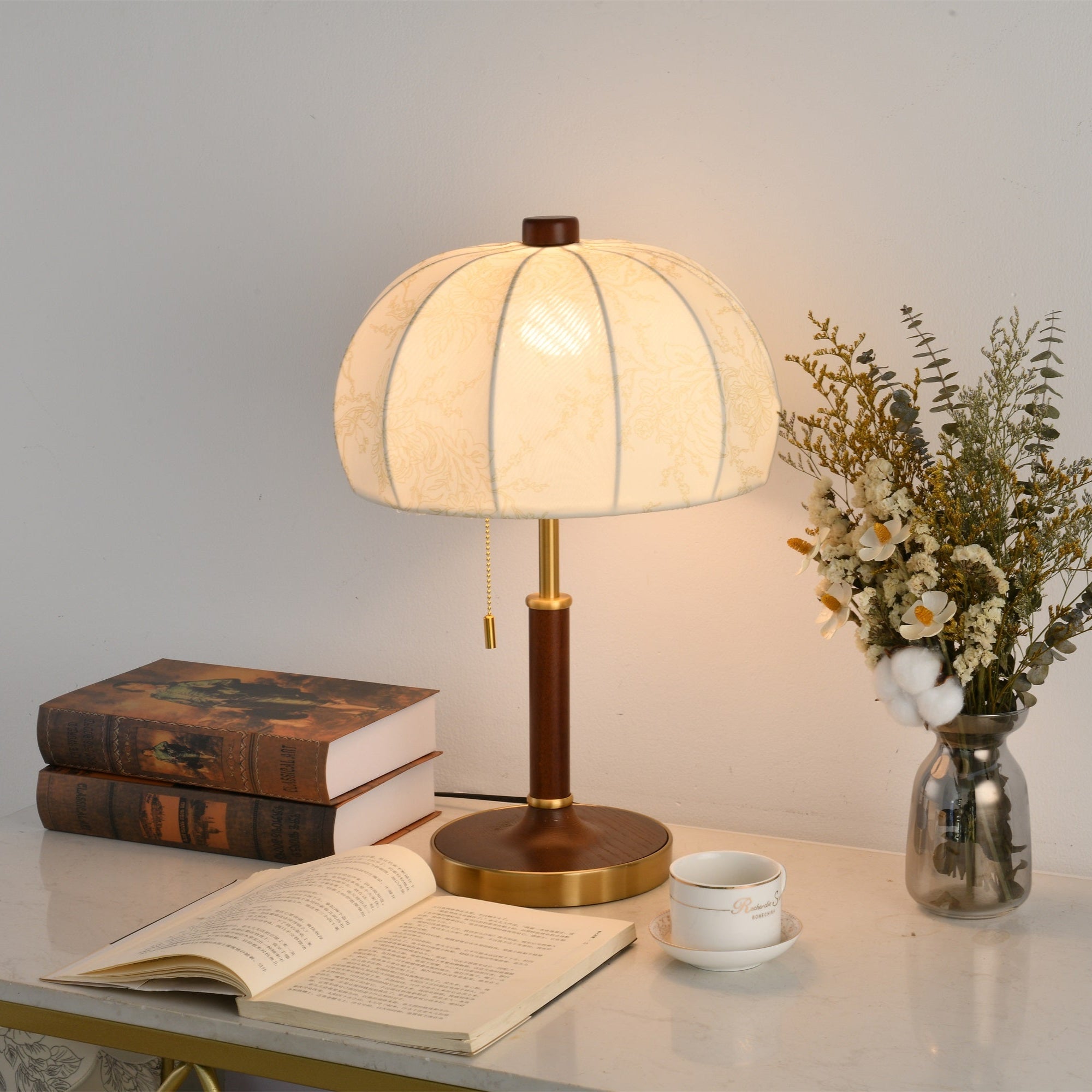 Hazel Vintage Metal Table Lamp - Blowlighting