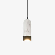 Maddy Pendnat Light - Blowlighting