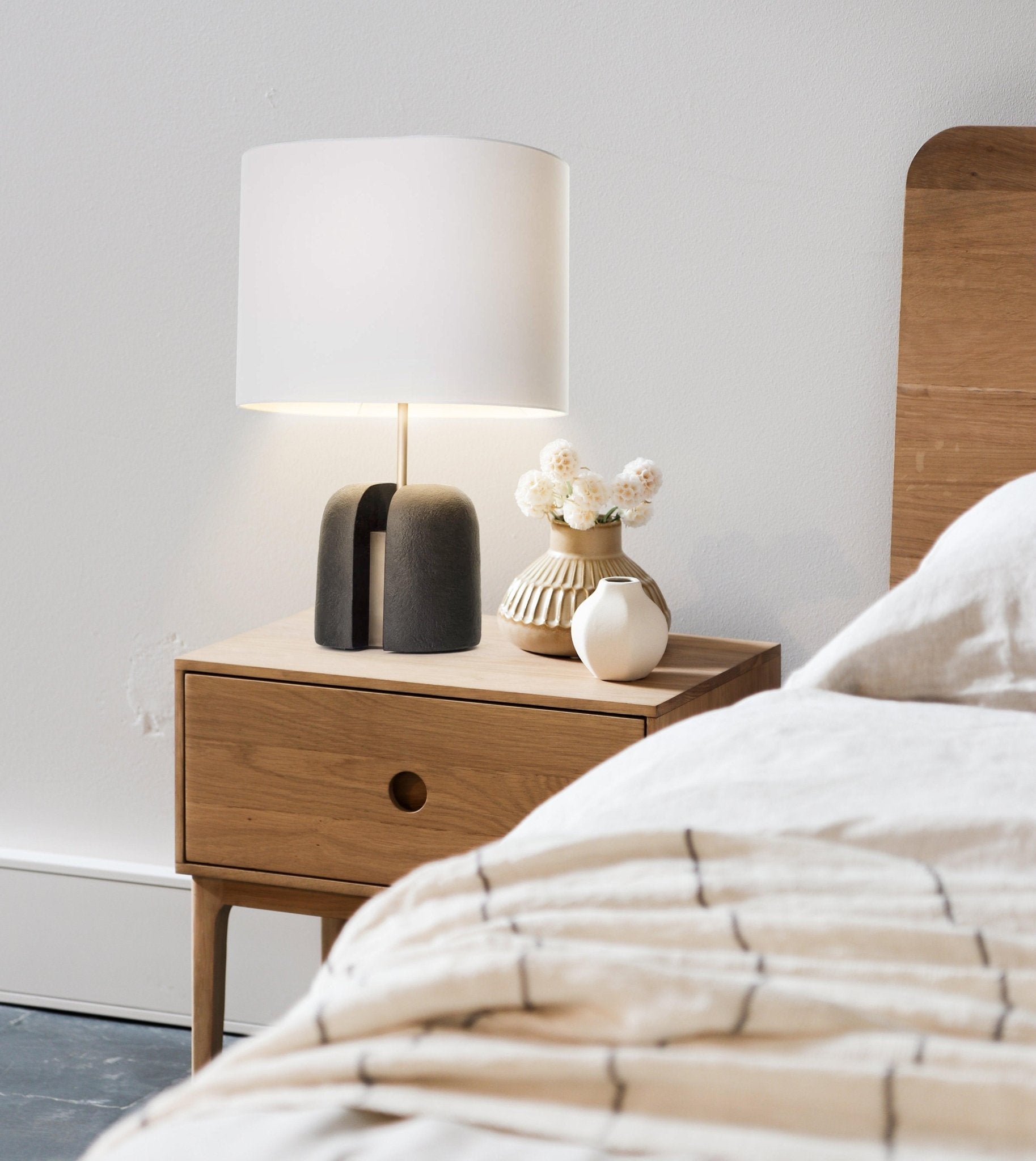 James Modern Metal Table Lamp - Blowlighting