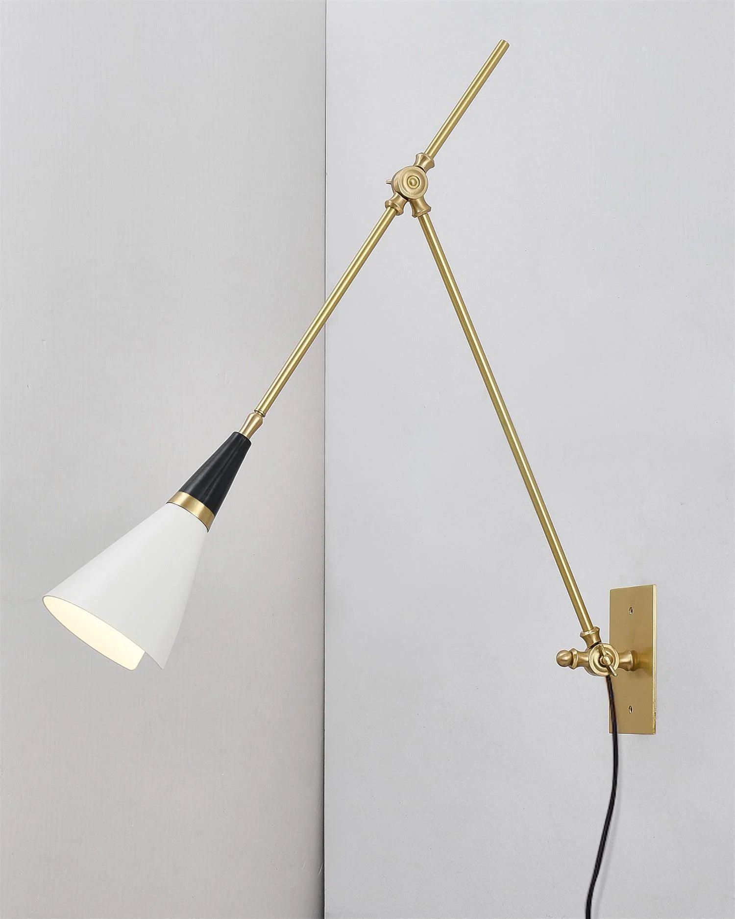 Magari Plug In Wall Lamp - Blowlighting