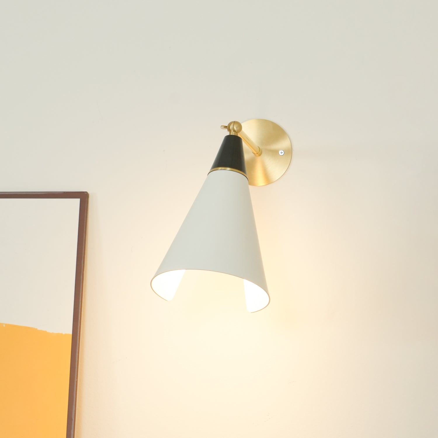 Petite Magari Wall Lamp - Blowlighting