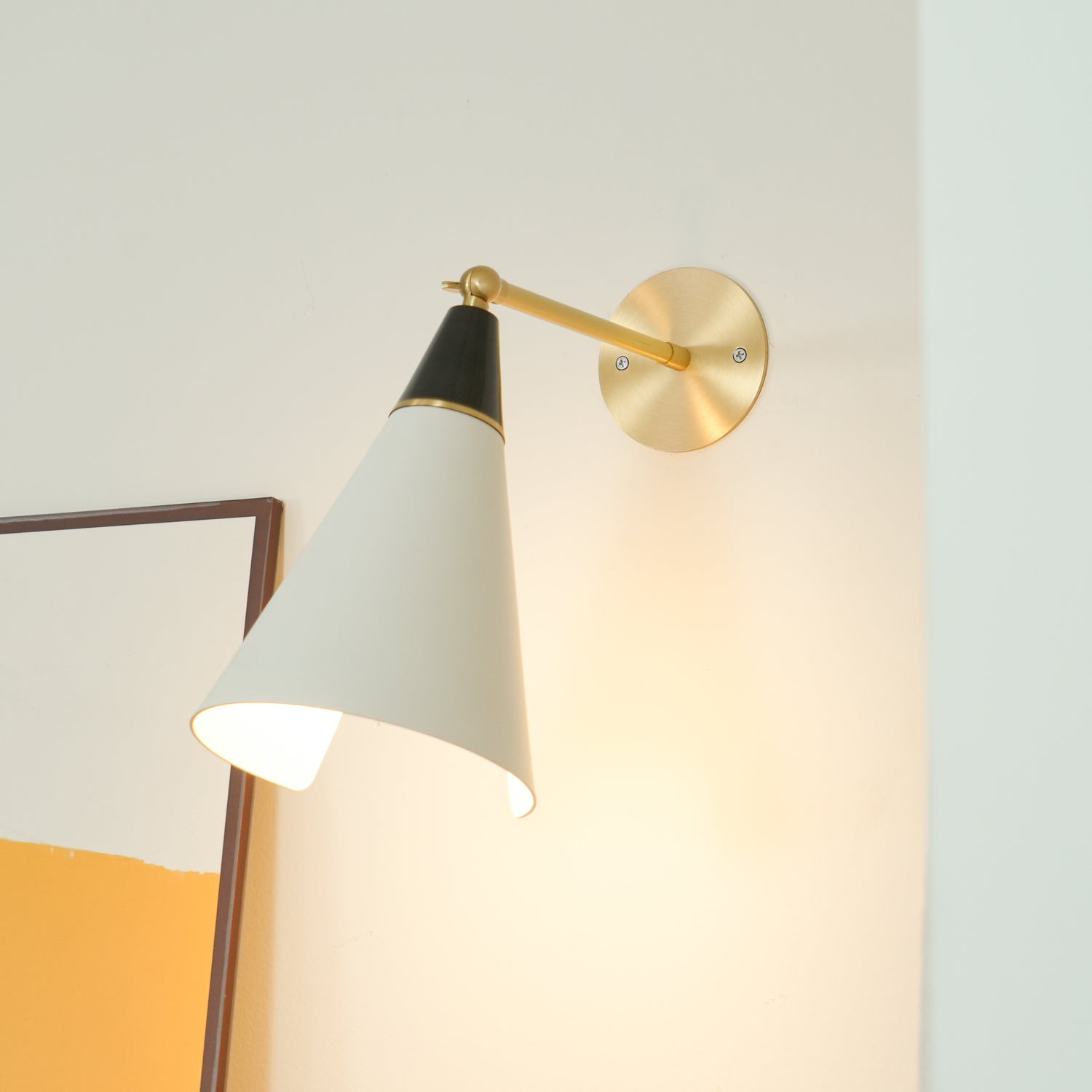 Petite Magari Wall Lamp - Blowlighting
