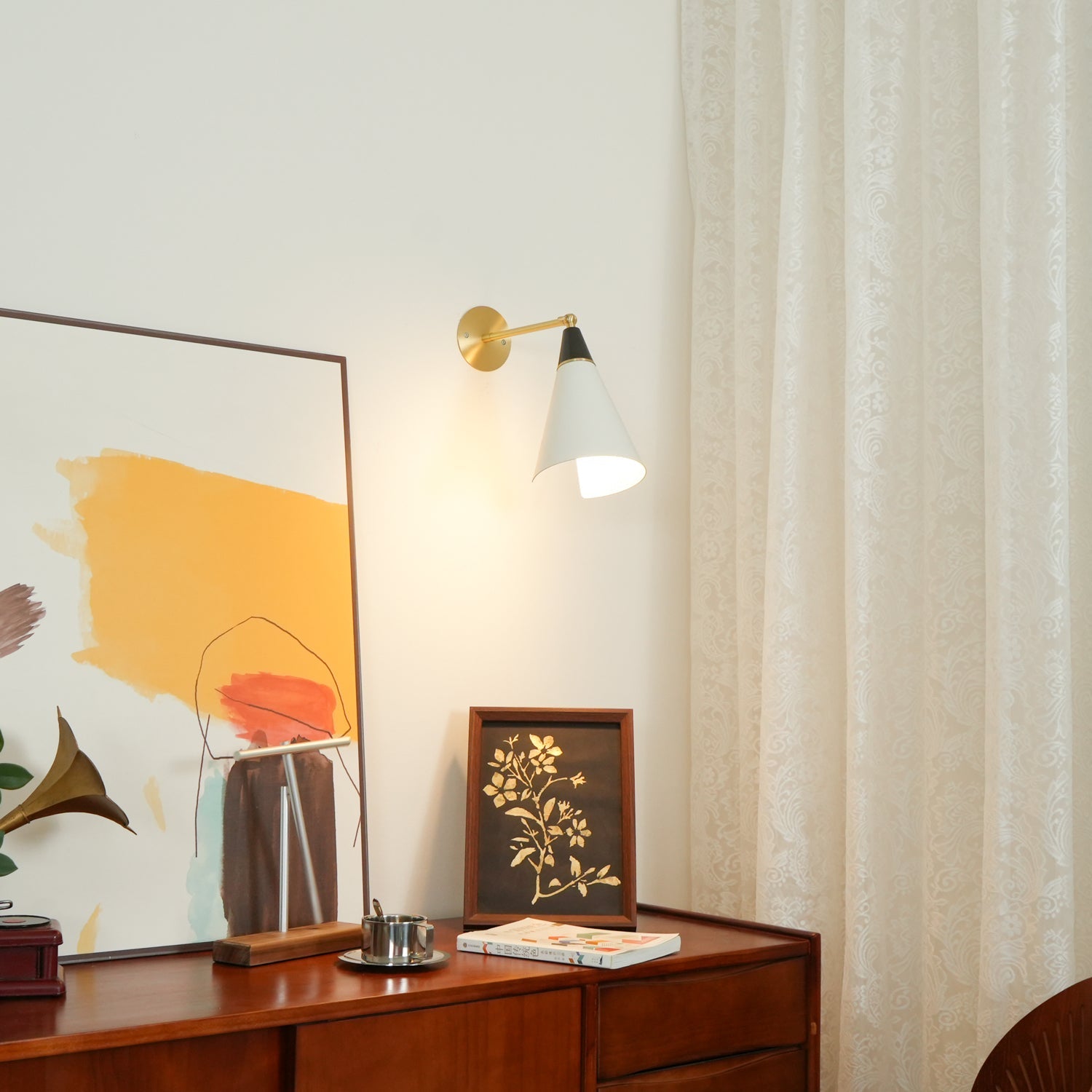Petite Magari Wall Lamp - Blowlighting