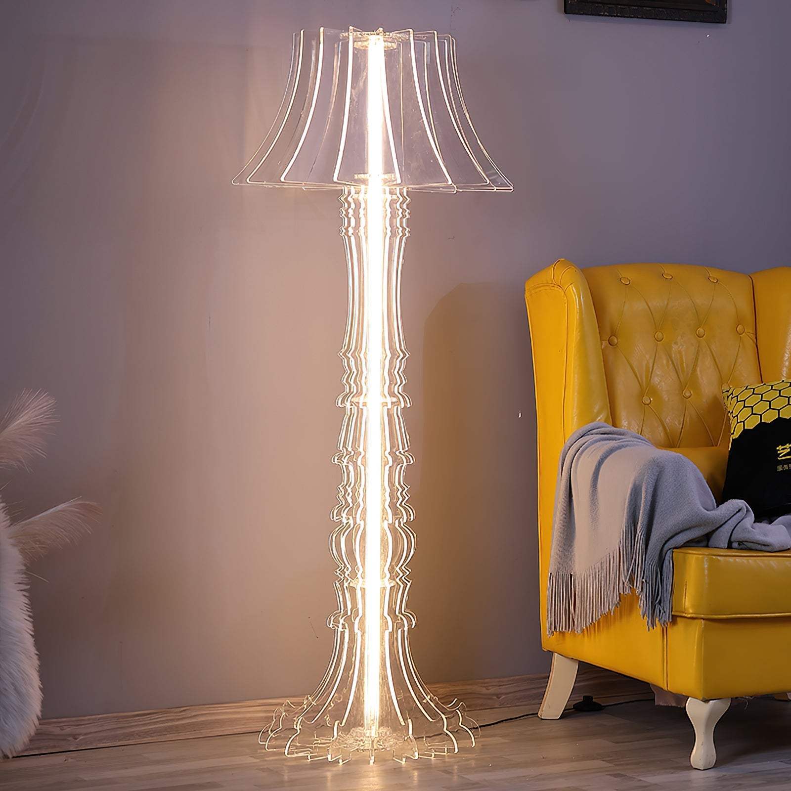 Elmariel Sculptural Acrylic Table Lamp - Blowlighting