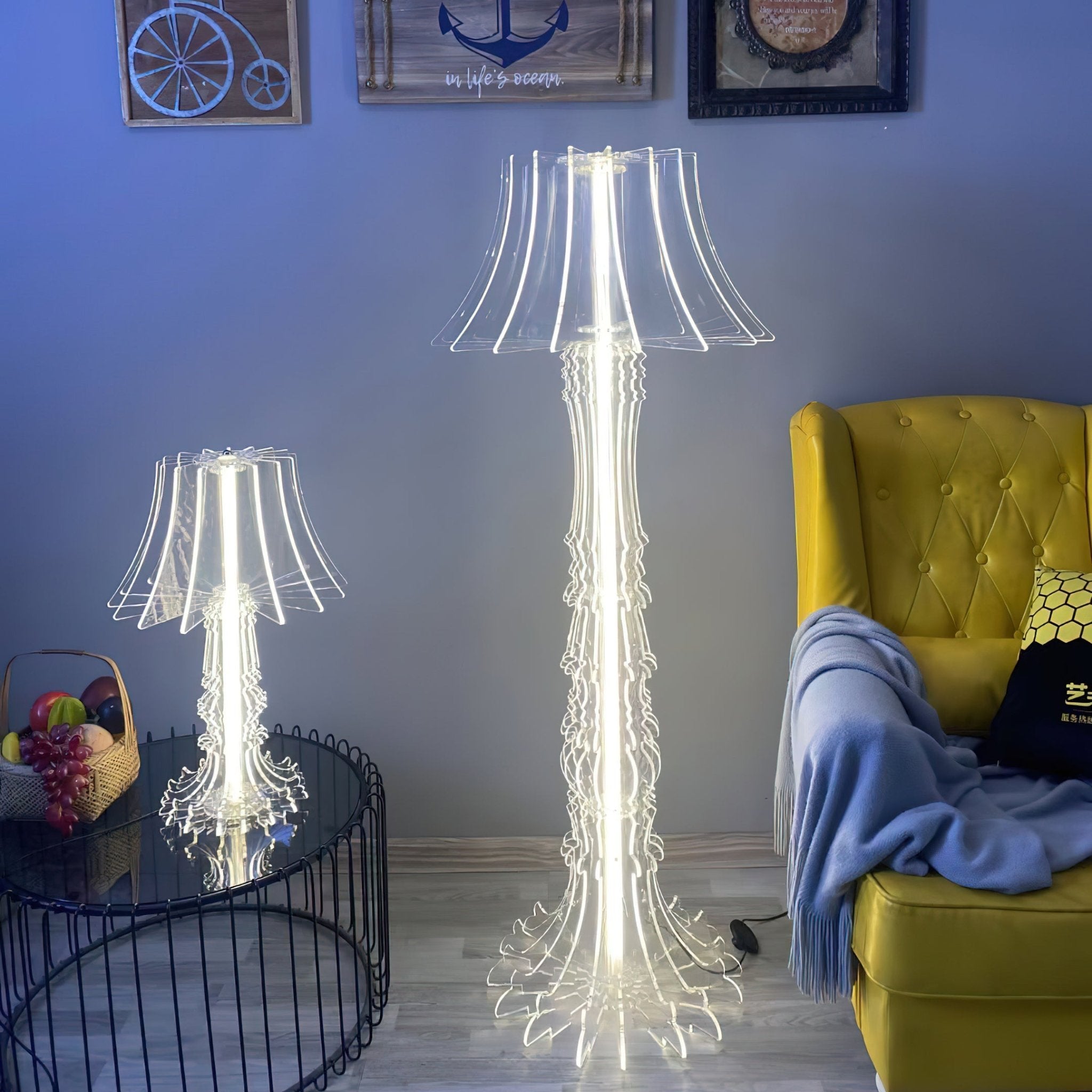 Elmariel Sculptural Acrylic Table Lamp - Blowlighting