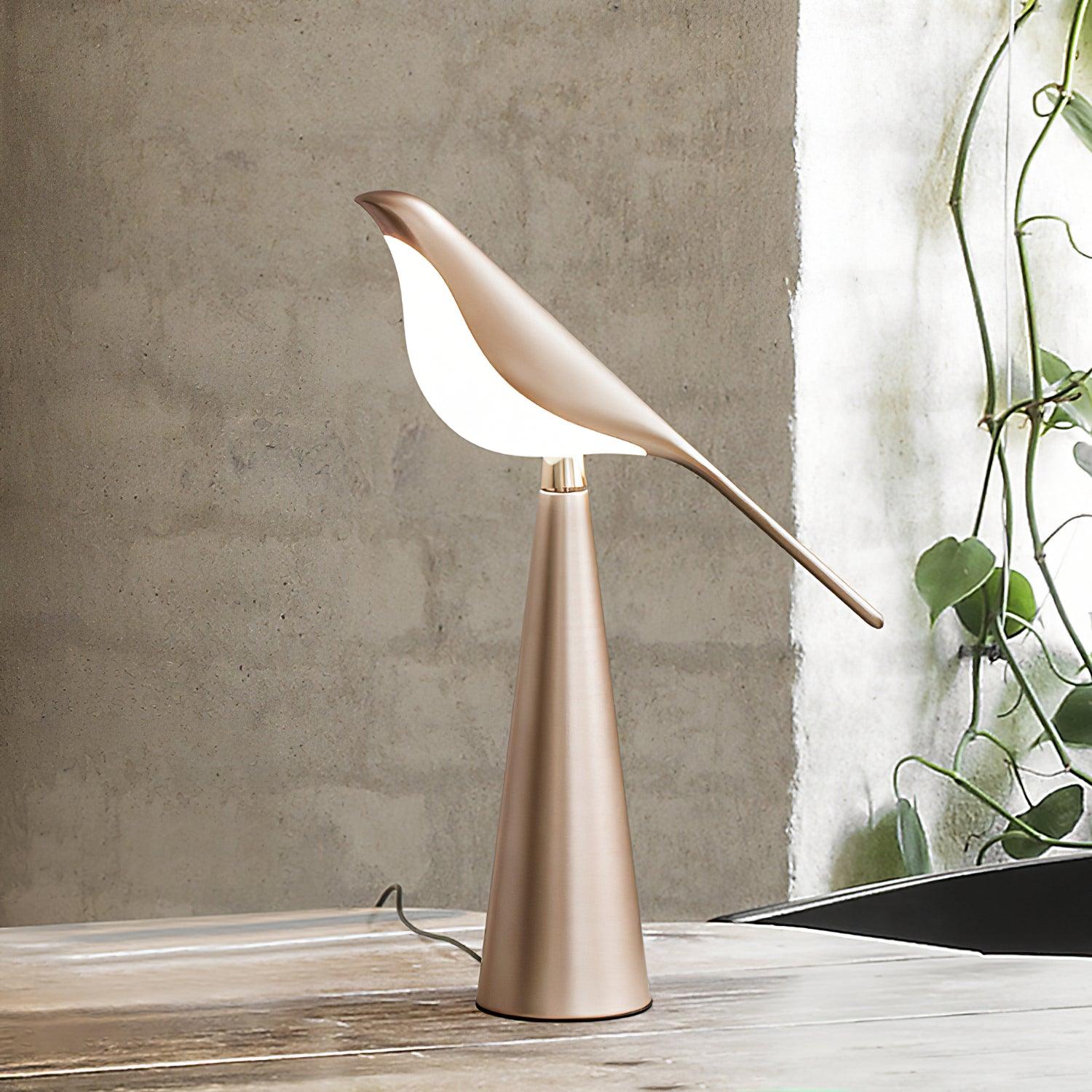Magpie Art Table Lamp - Blowlighting