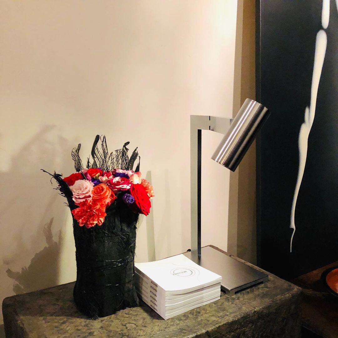 Mahari Table Lamp - Blowlighting