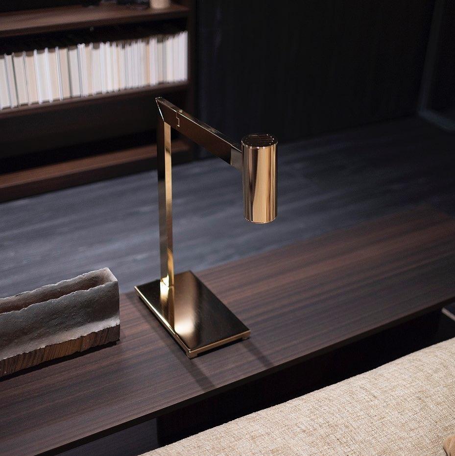 Mahari Table Lamp - Blowlighting