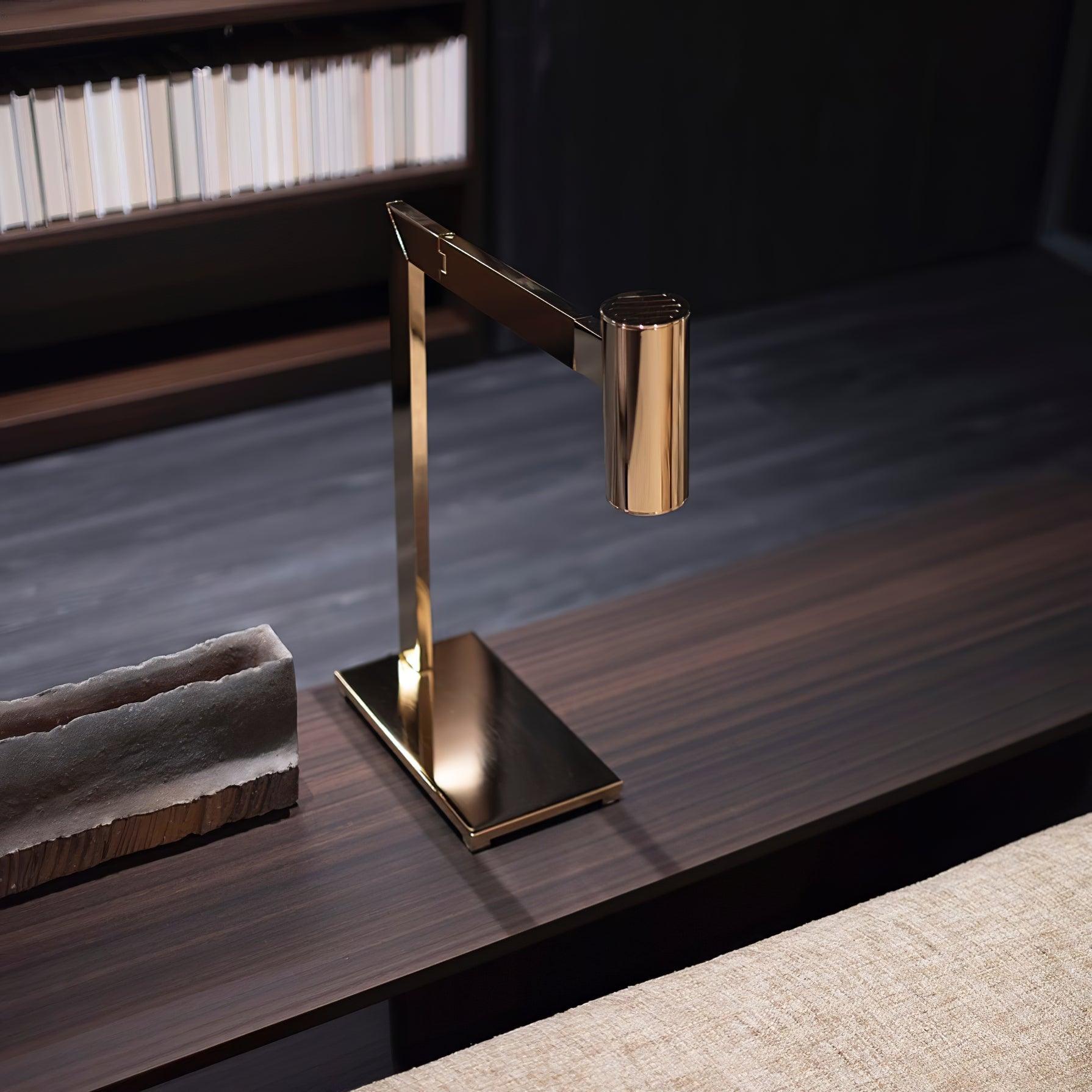 Mahari Table Lamp - Blowlighting