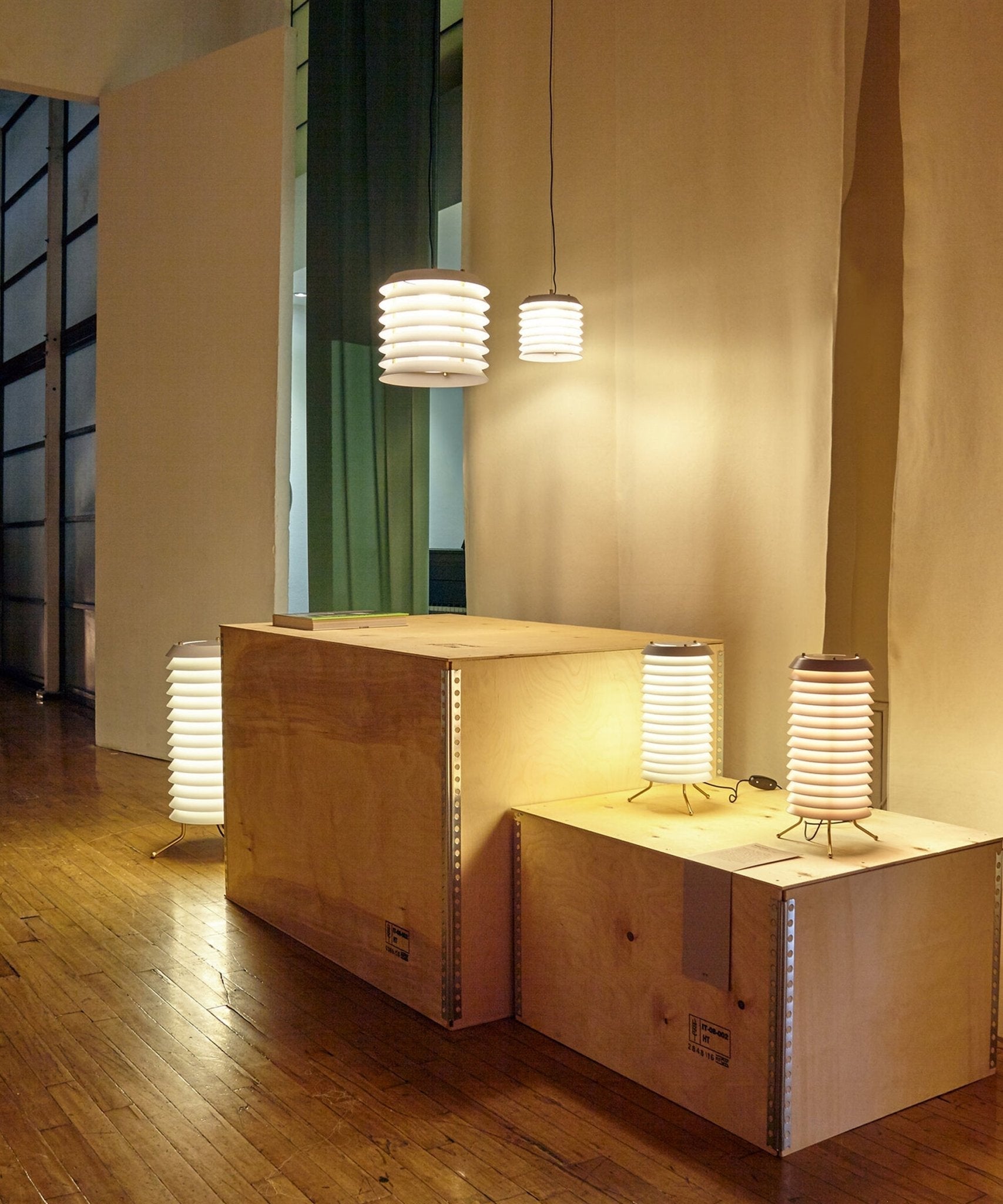 Baltic Tower Table Lamp - Blowlighting